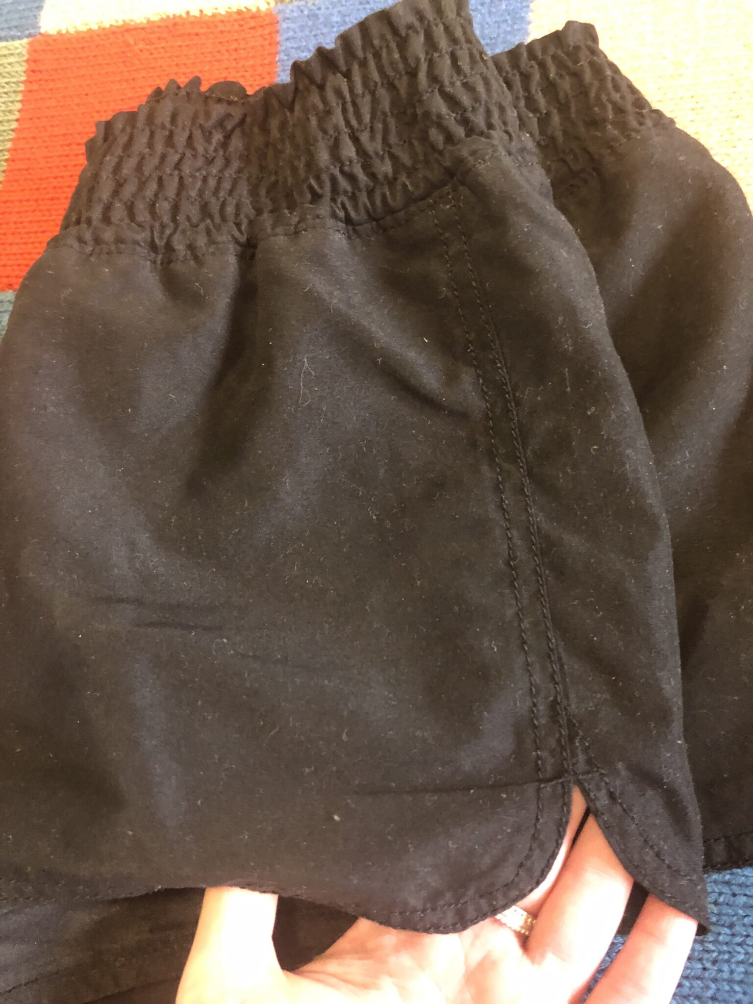 Image for Médium, Short court noir taille régulière (mi-basse) 🌞