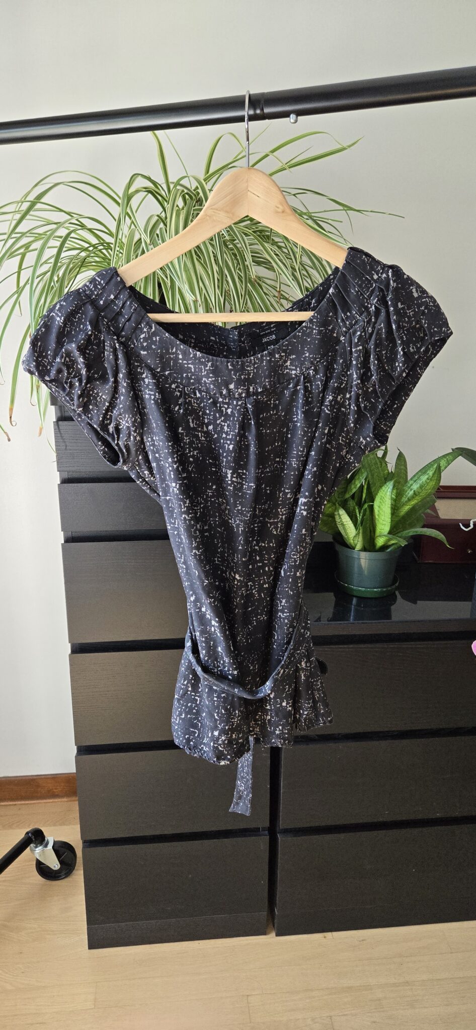 Featured image for Blouse Noir avec motif marbré - 100% Soie