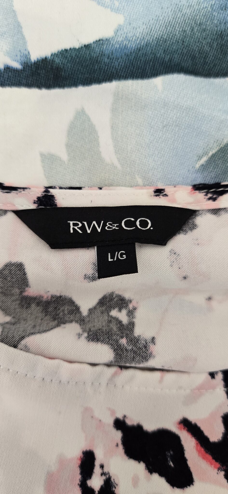 Image for Blouse Blanche avec motif marbré (Noir et Rose) - Ouverture au dos
