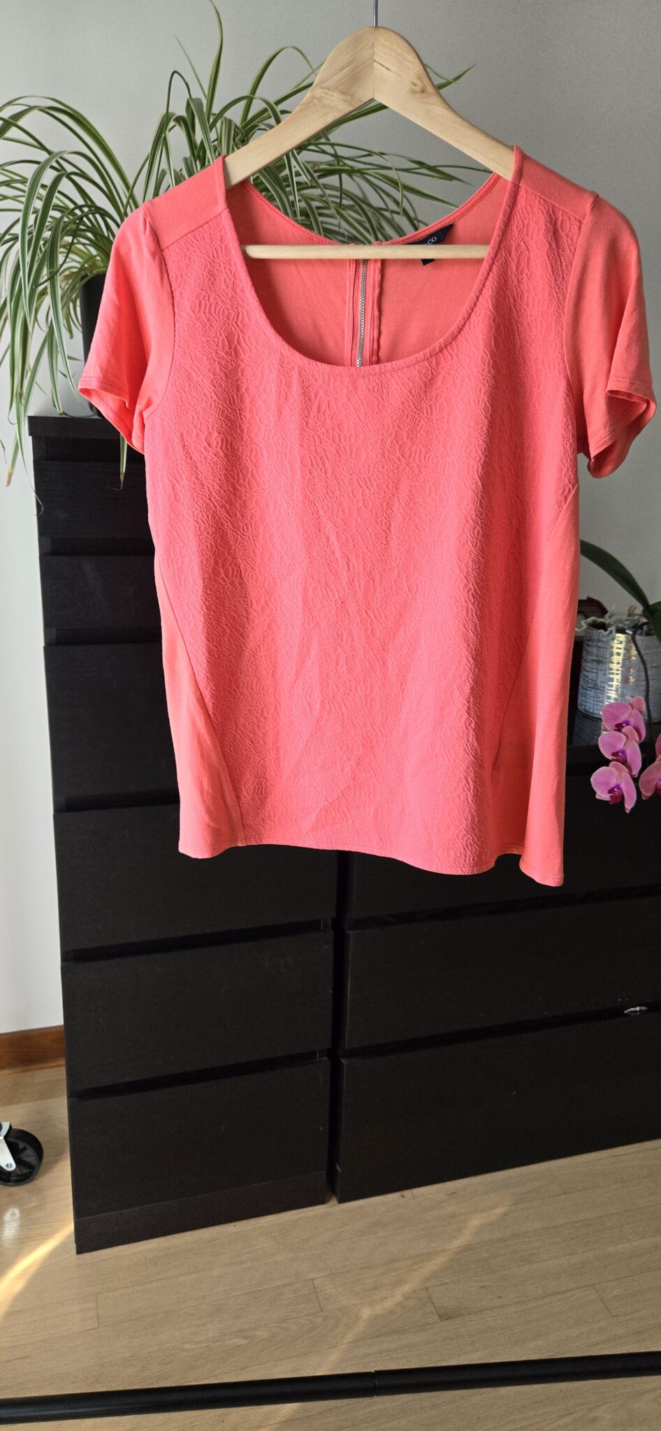 Featured image for T-Shirt Rose/Corail avec Zipper au dos