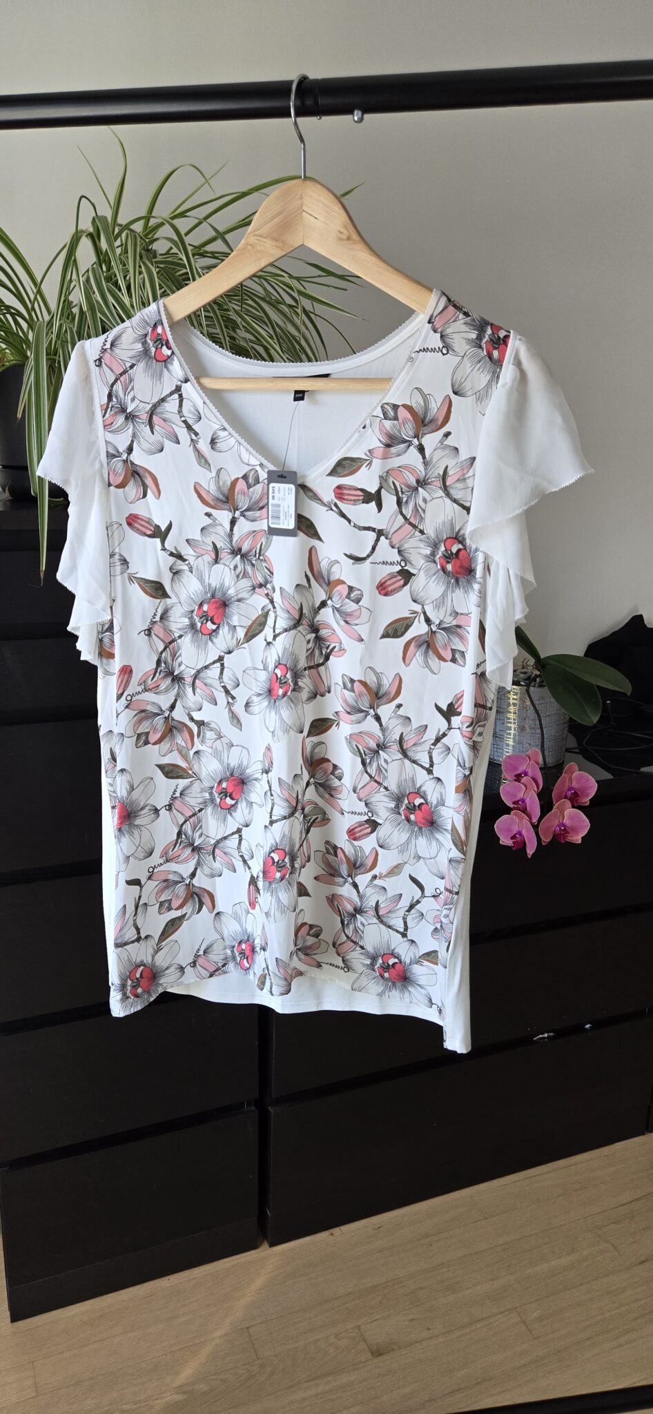 Featured image for Blouse Blanche - Motif de fleurs