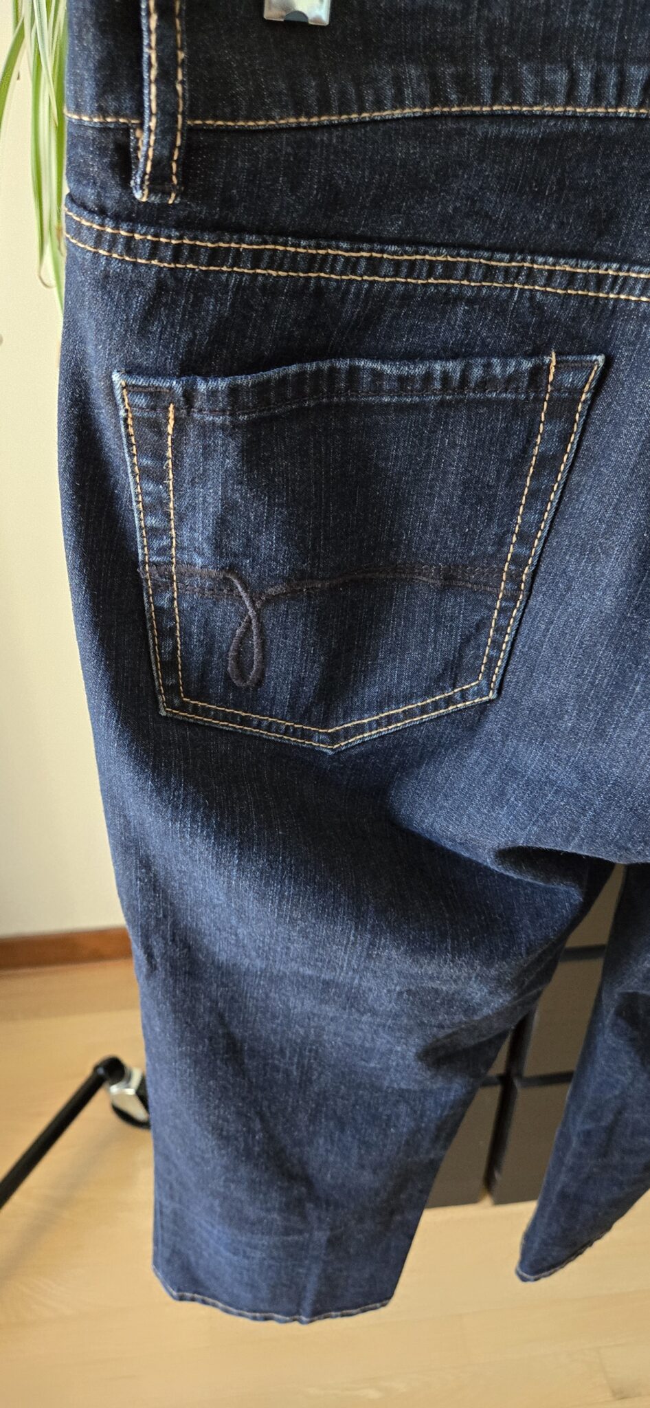 Image for Jean 3/4, bleu marin