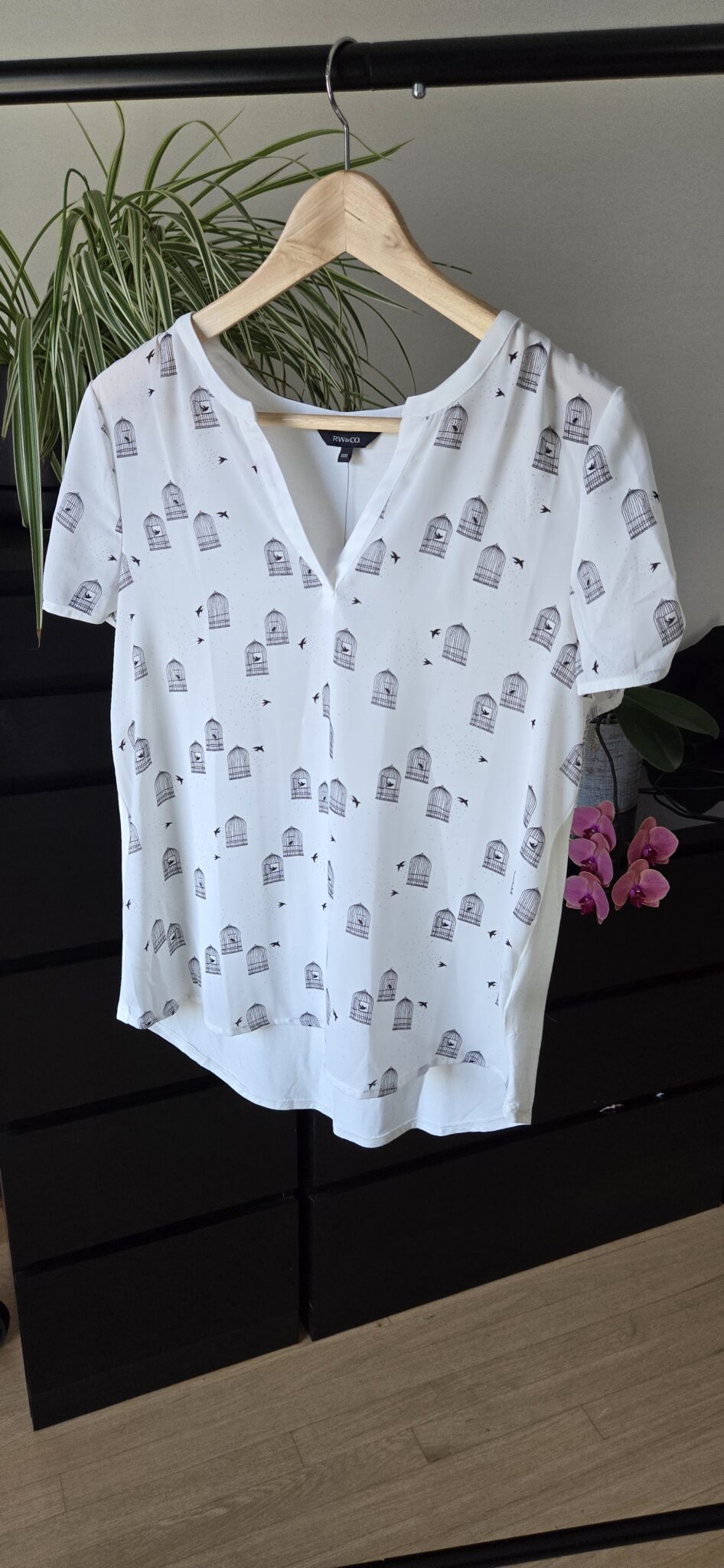 Image for White T-Shirt - Birdcage motif