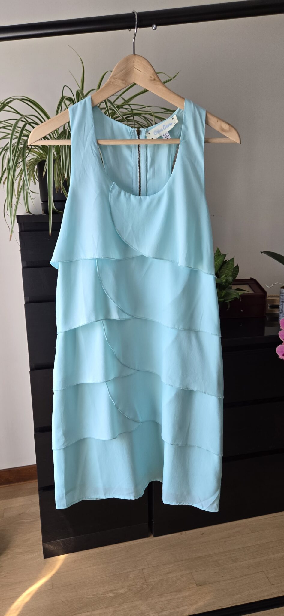 Featured image for Robe turquoise à volant, Zipper au dos - Marque : Criss Cross