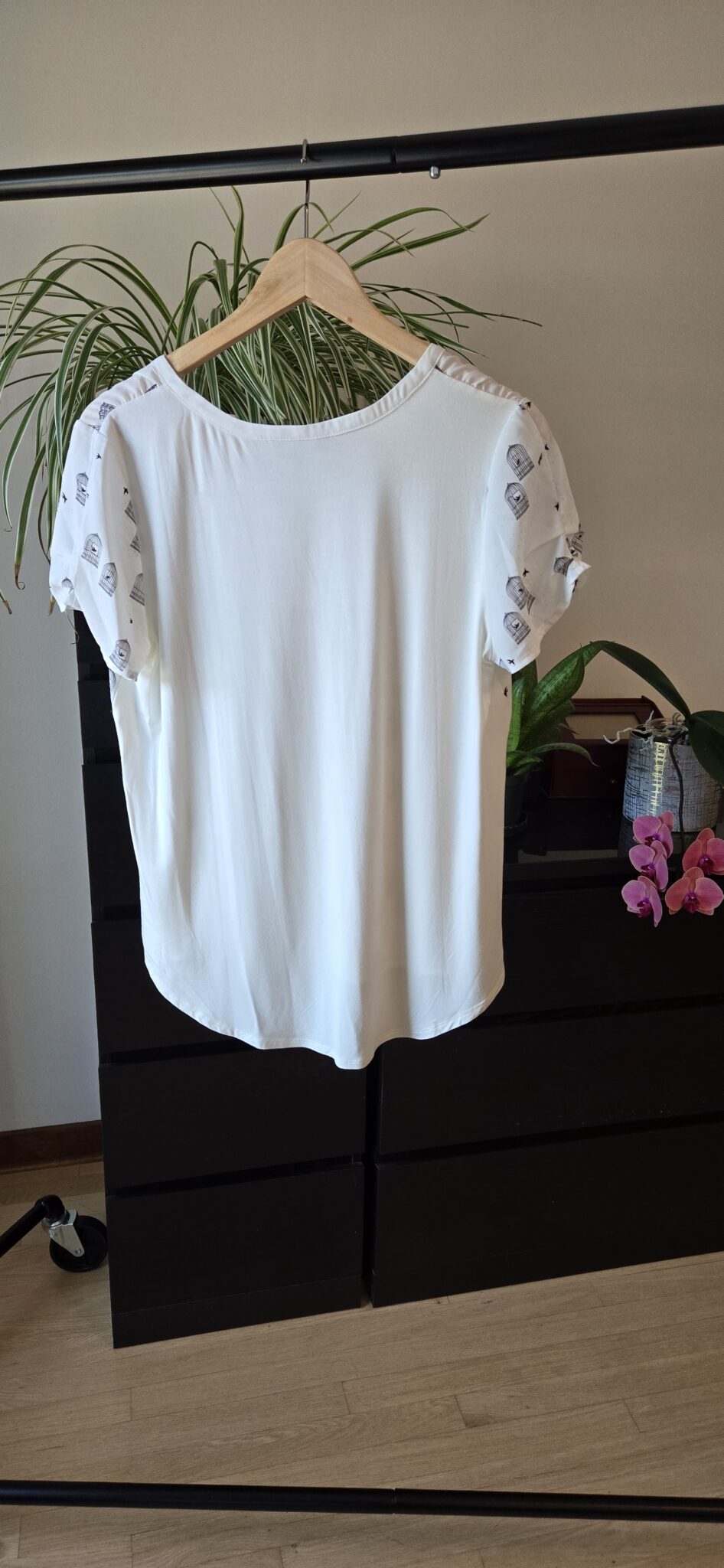 Image for White T-Shirt - Birdcage motif