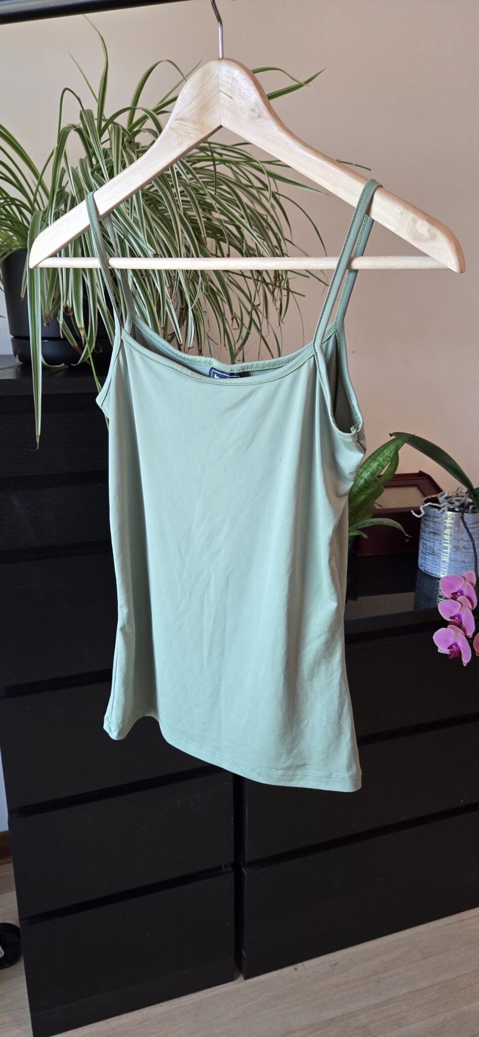 Featured image for Camisole vert sauge