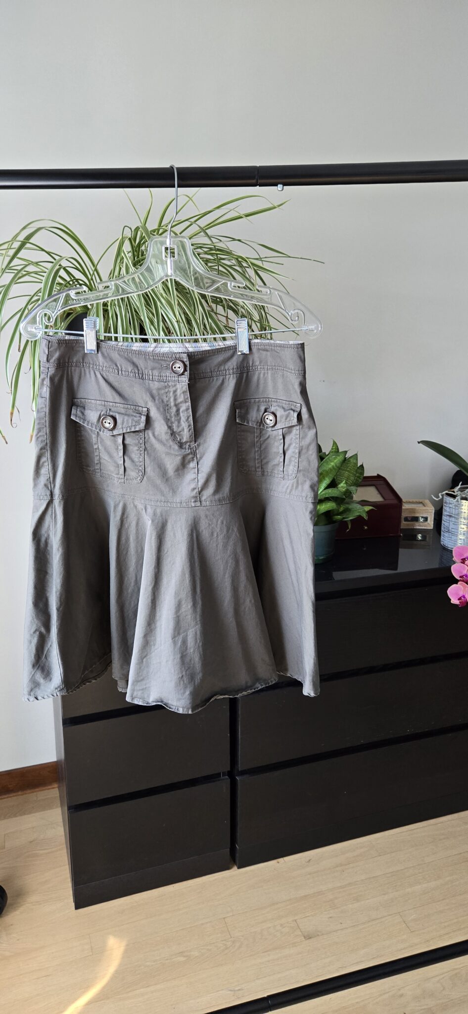 Featured image for Jupe Vert Kaki