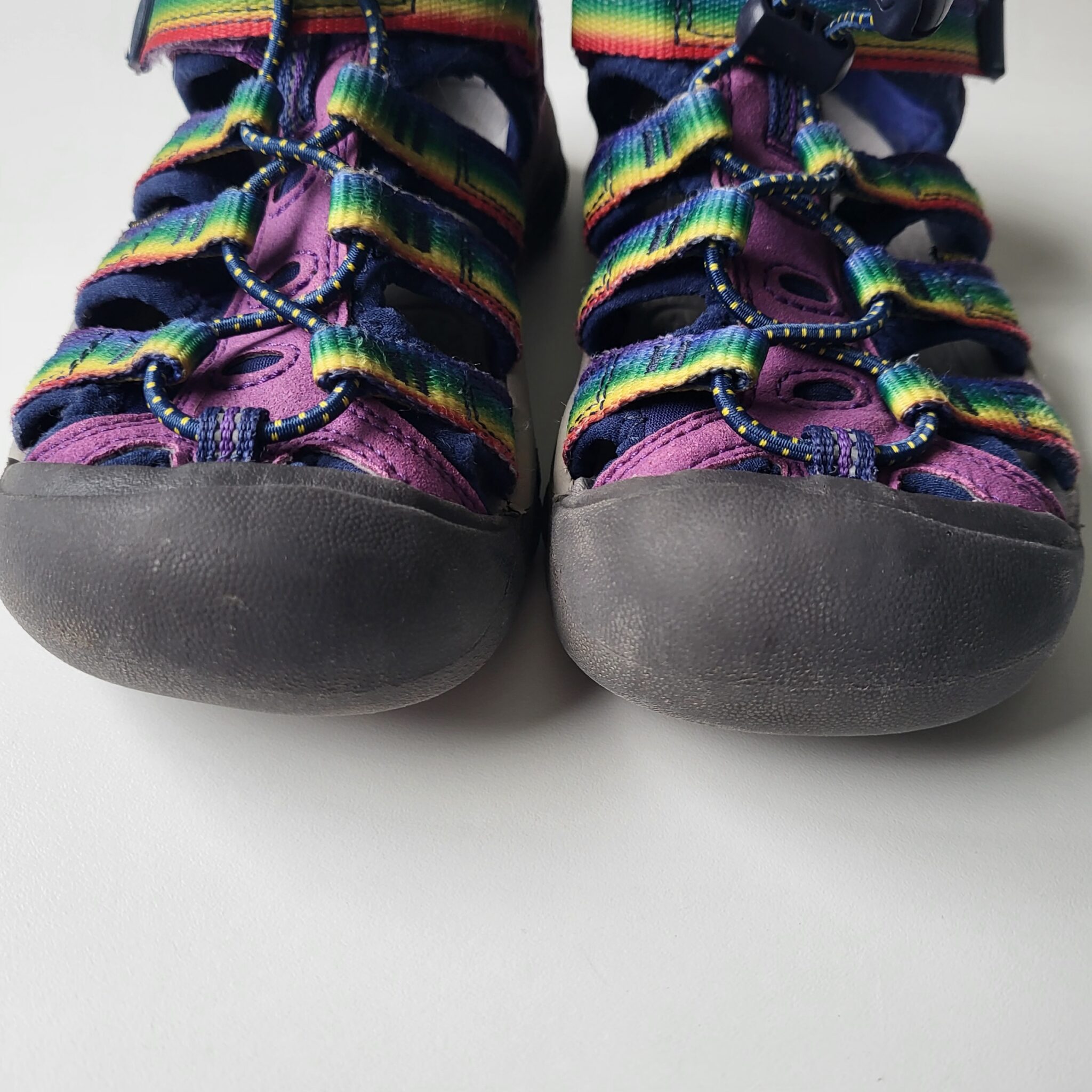 Image for 🌈 Rainbow sandals