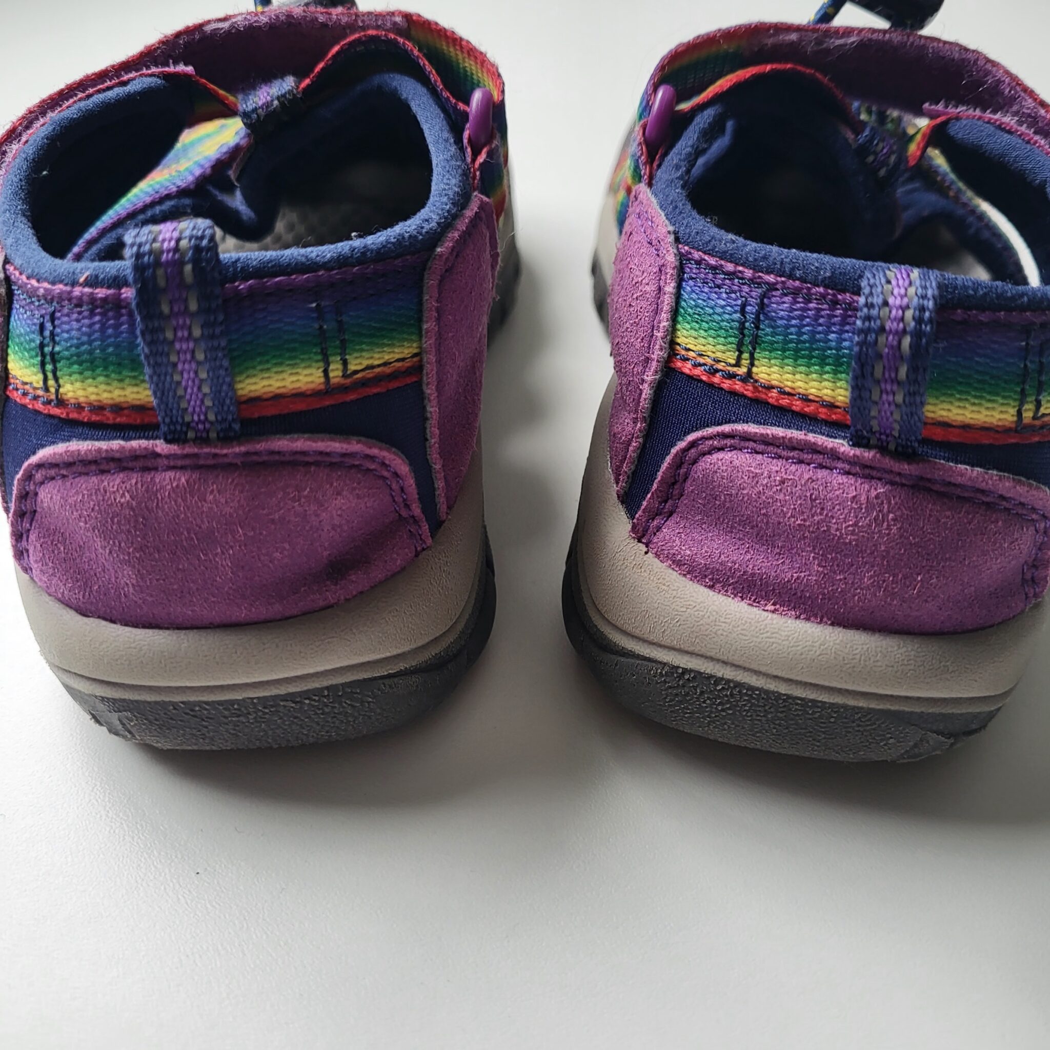 Image for 🌈 Rainbow sandals