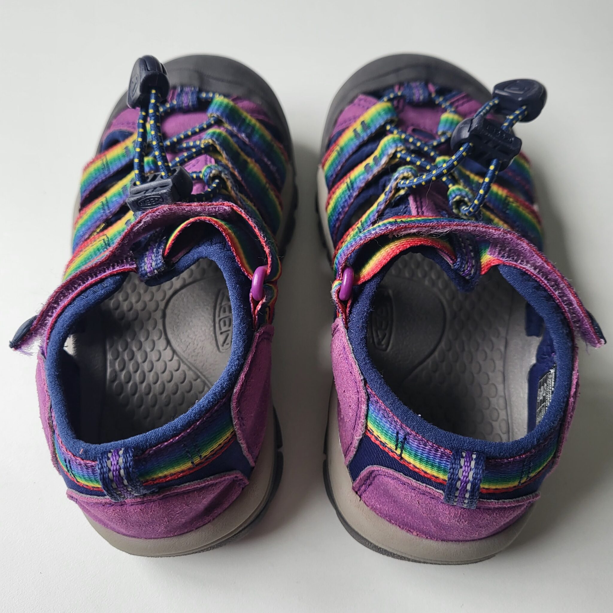 Image for 🌈 Rainbow sandals