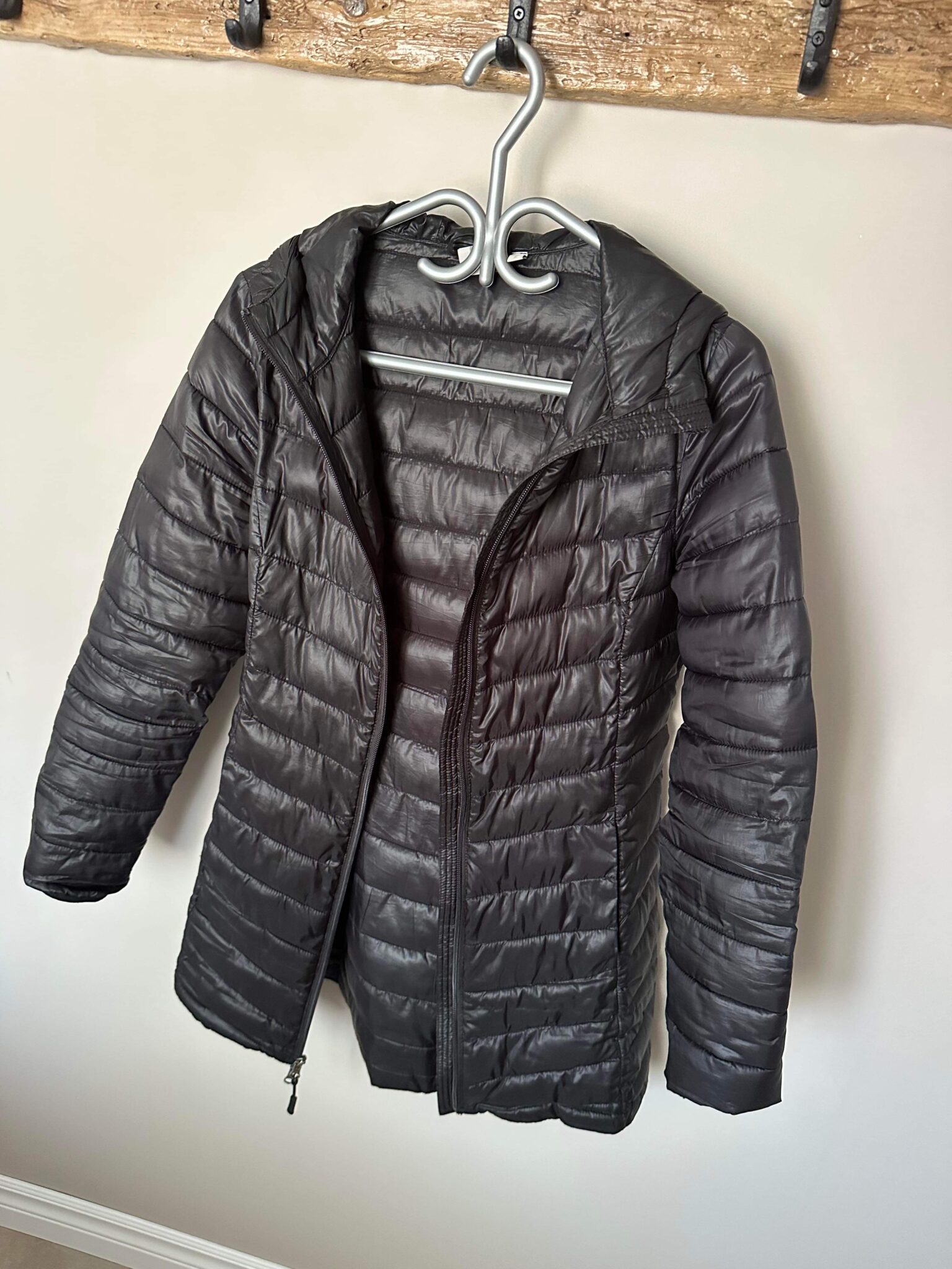 Featured image for Manteau noir mi-saison femme
