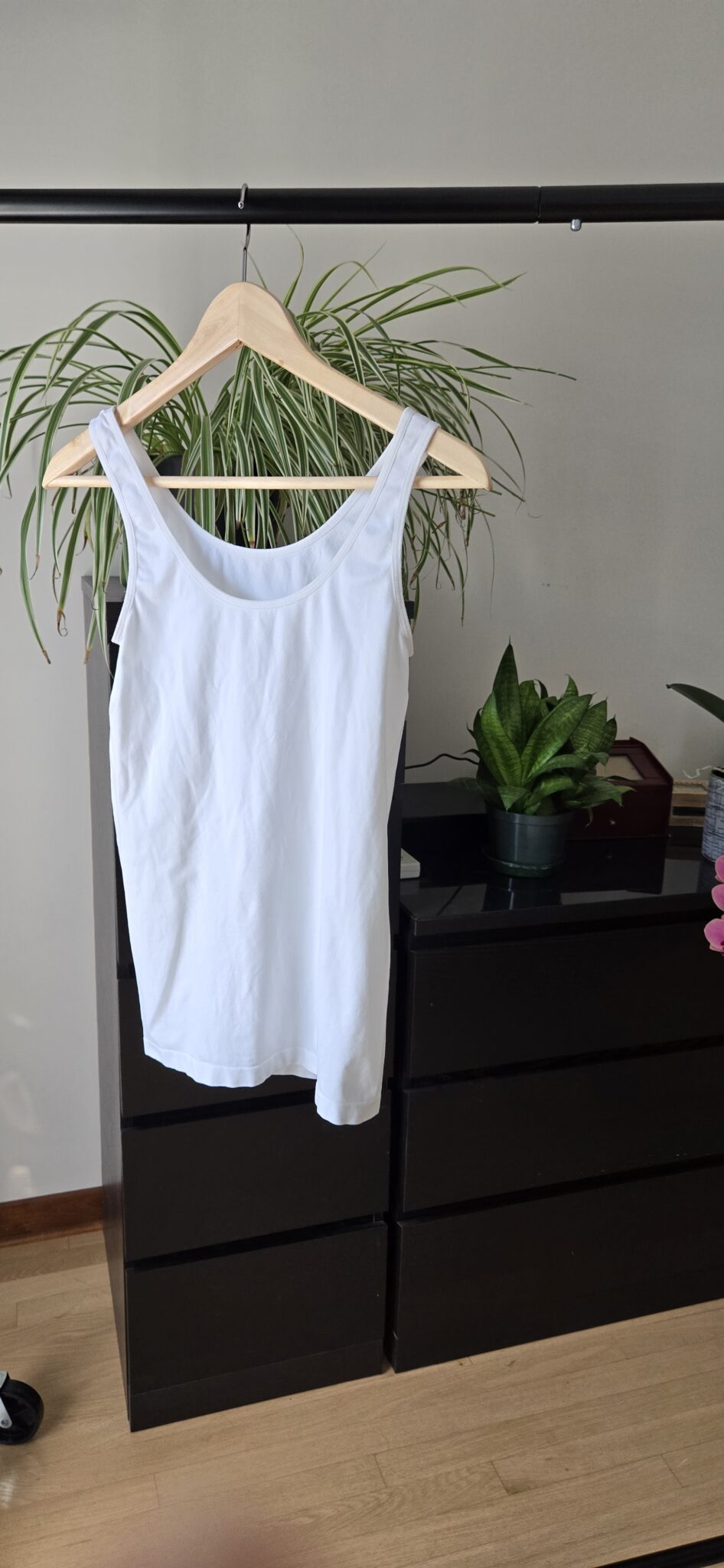 Featured image for Camisole blanche