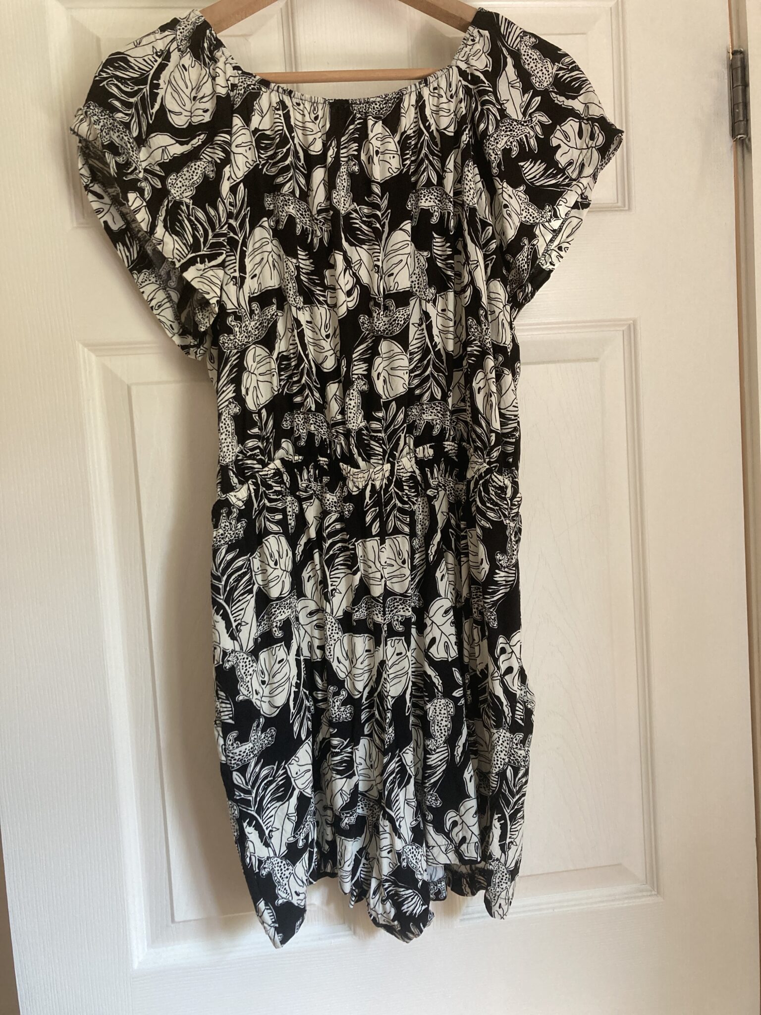 Image for Combinaison shorts Coeur de loup L
