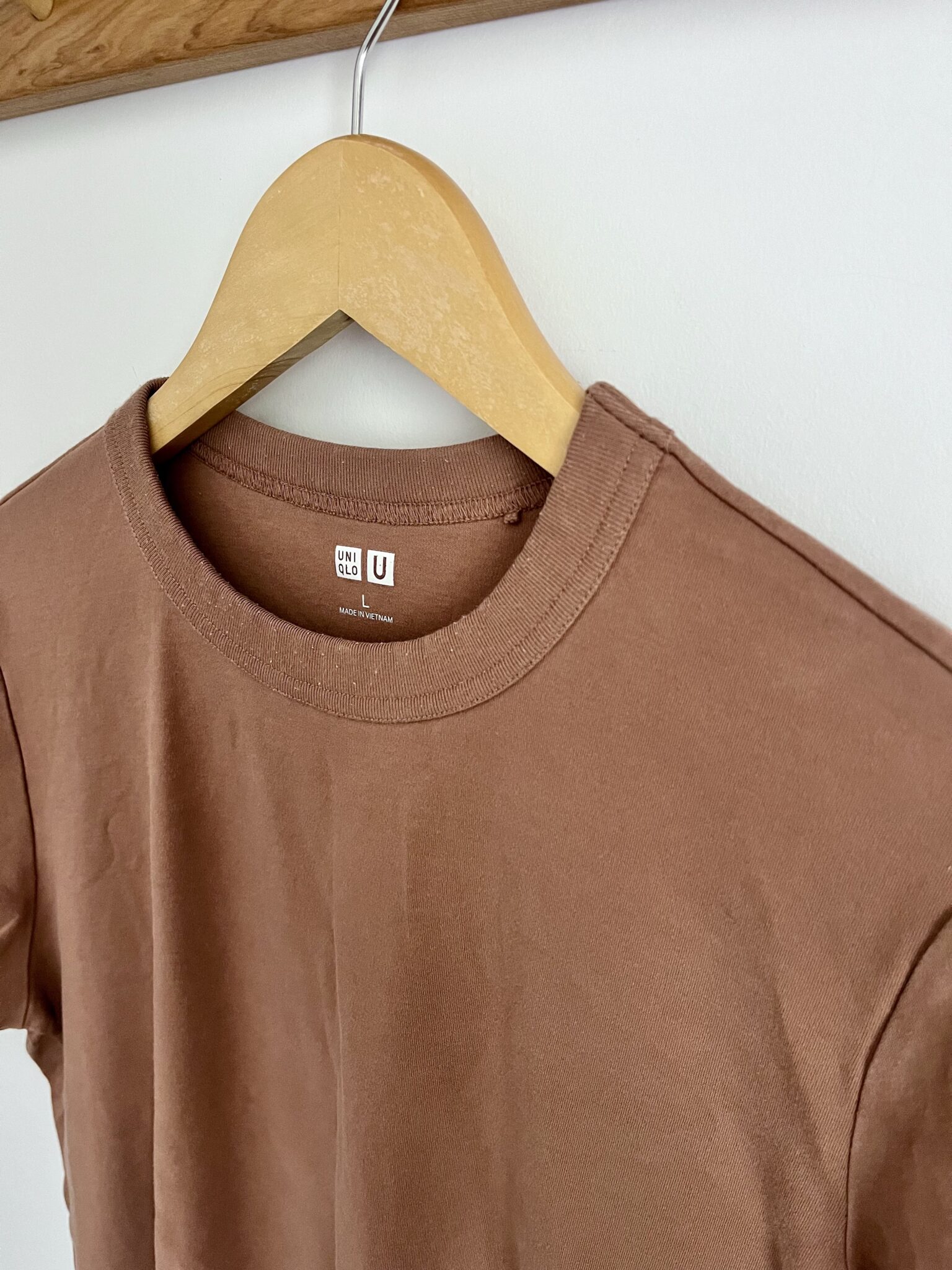Image for UNIQLO 100% cotton salmon T-Shirt (M)