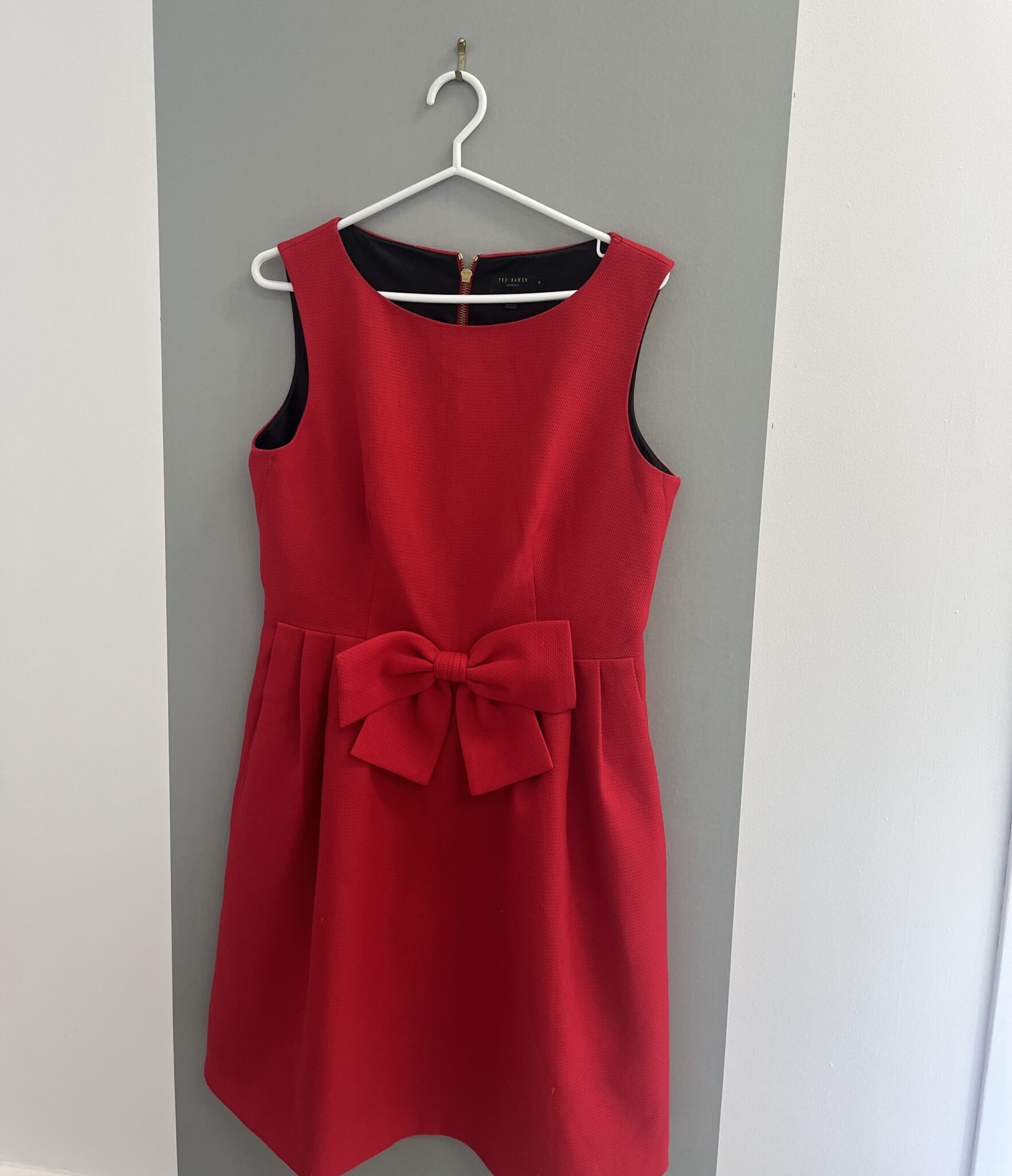 Featured image for Magnificent Ted Baker dress