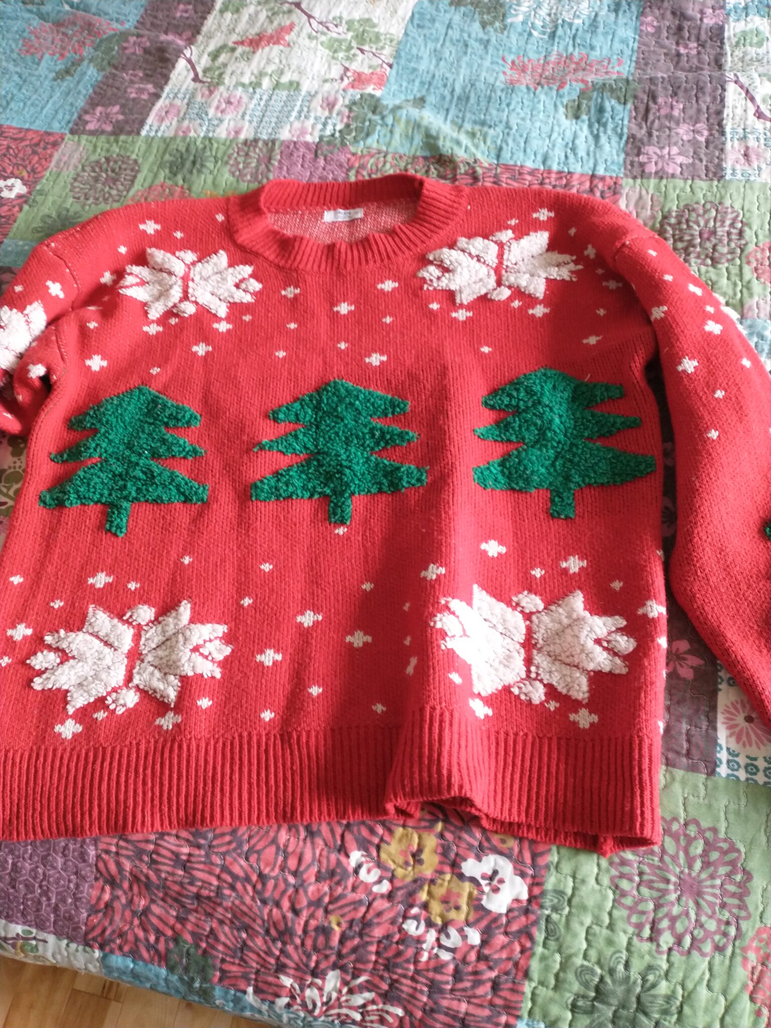 Featured image for Chandail de Noël