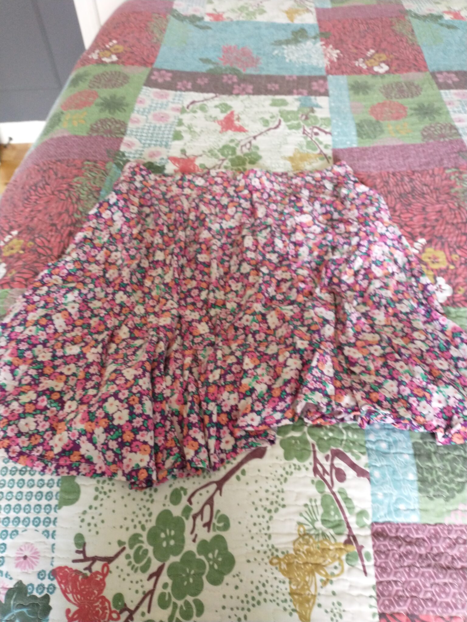 Featured image for Dailystory skirt