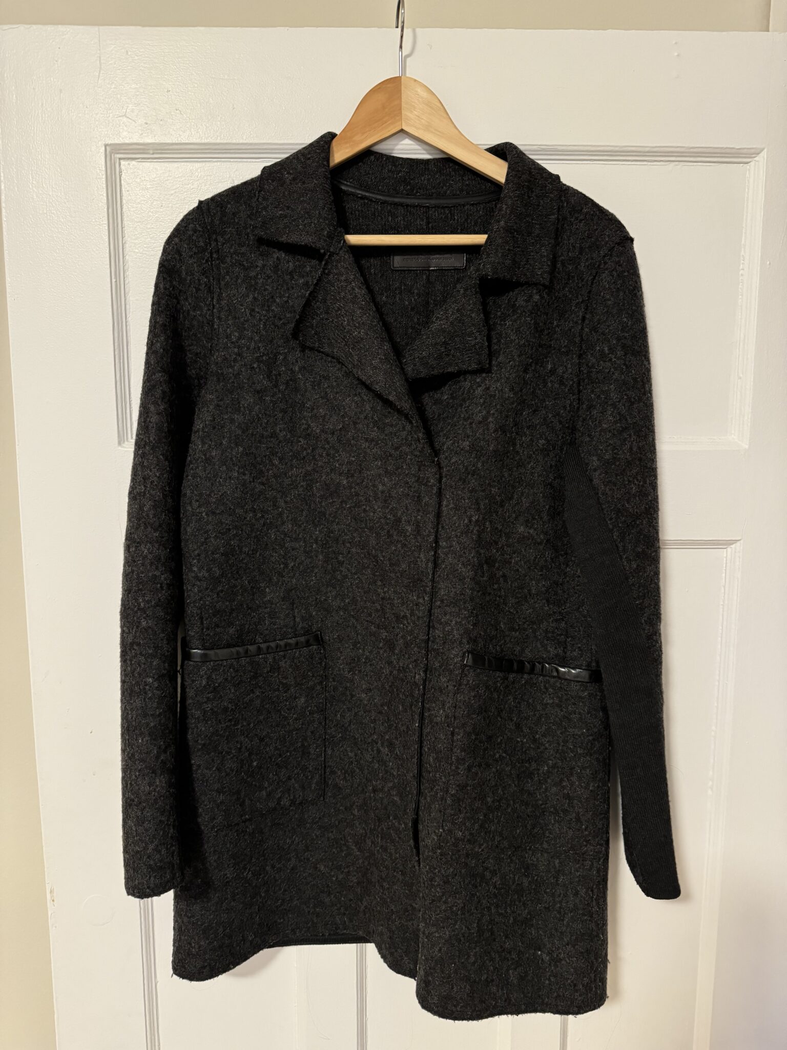Featured image for Wool coat m0851