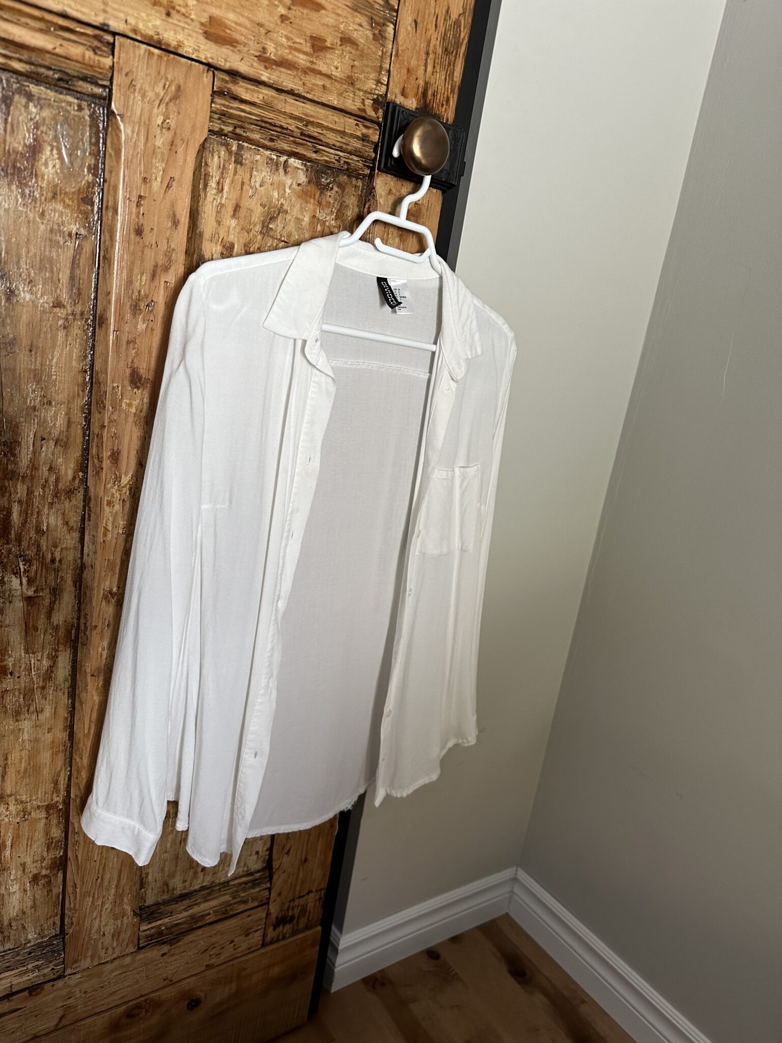 Featured image for Chemise blanche HM taille small (4)