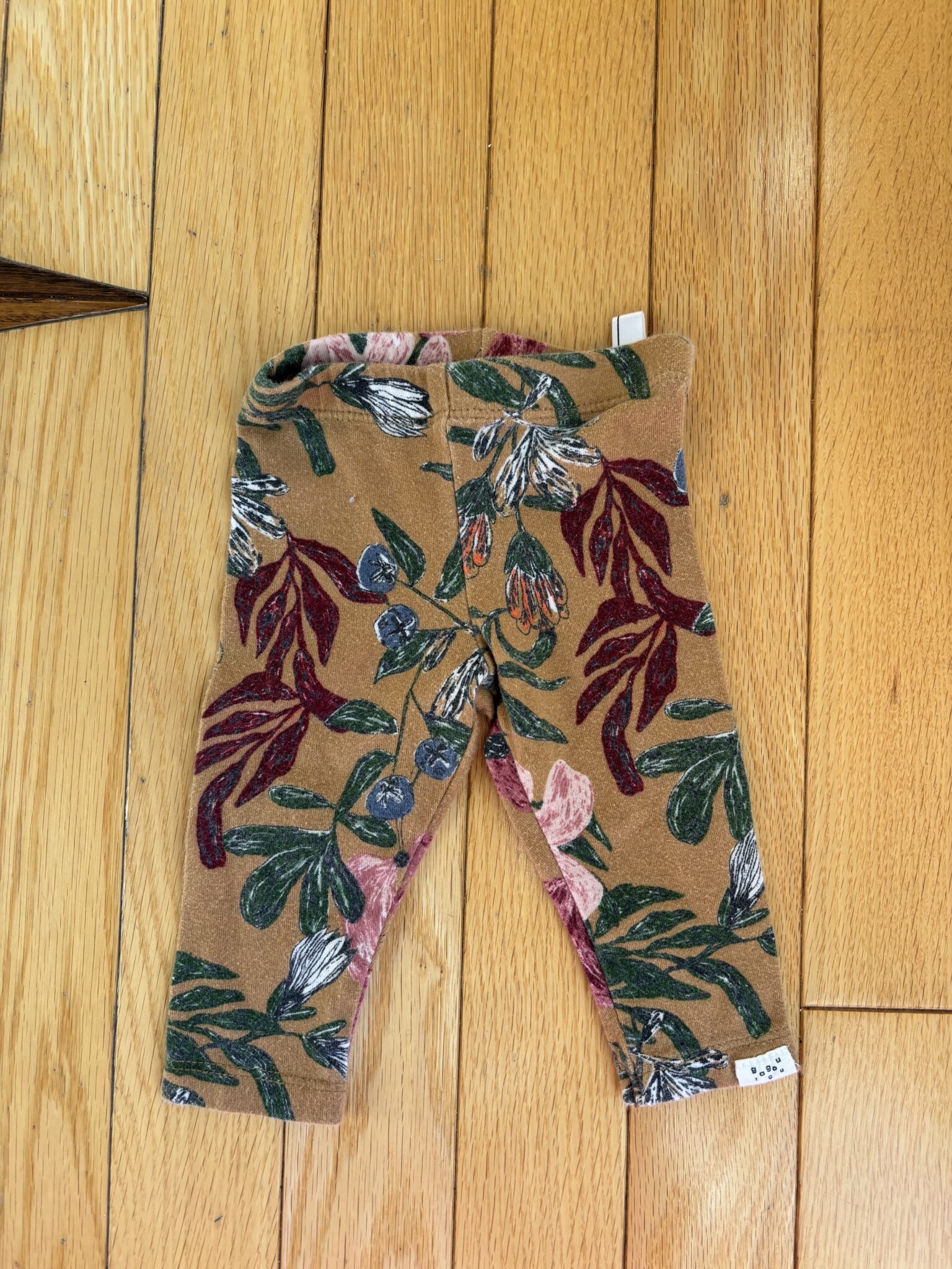 Featured image for Gagou floral trousers