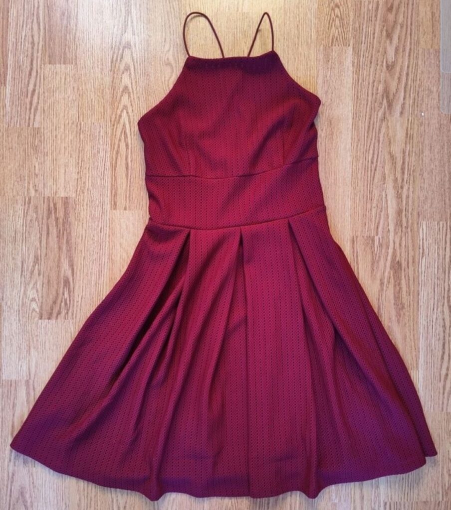 Featured image for Robe Simons neuve