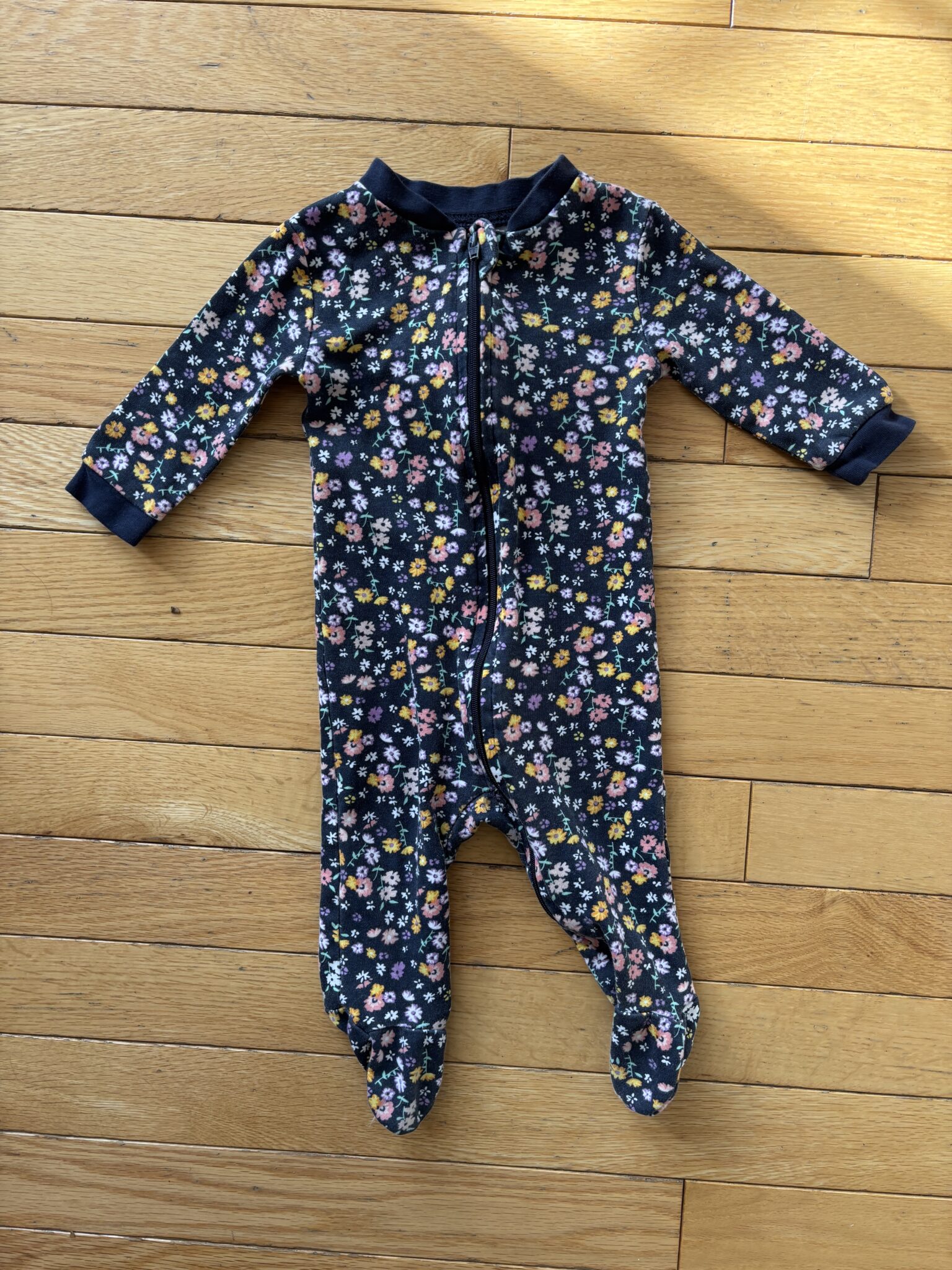 Featured image for Pretty floral pyjamas 0-3 months