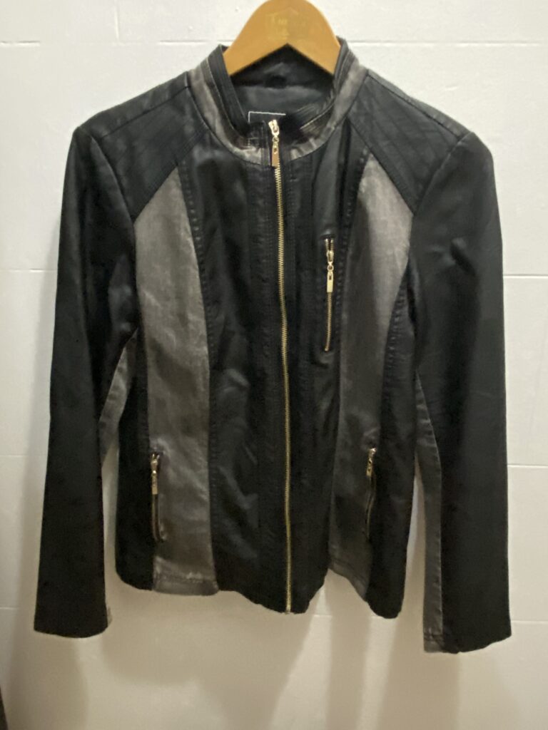 Featured image for Manteau pour femme noir mi-saison