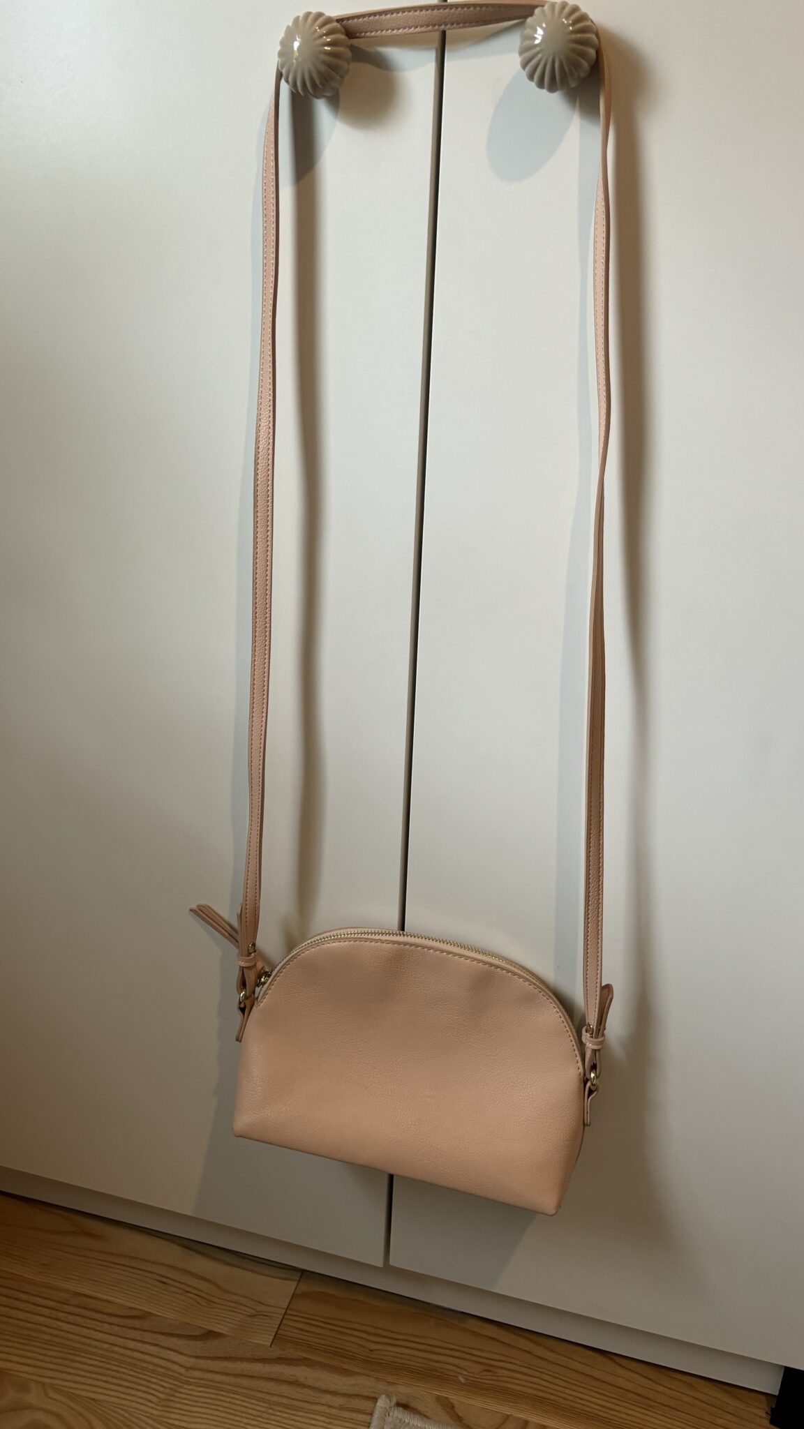 Image for Sac bandouillère rose pale