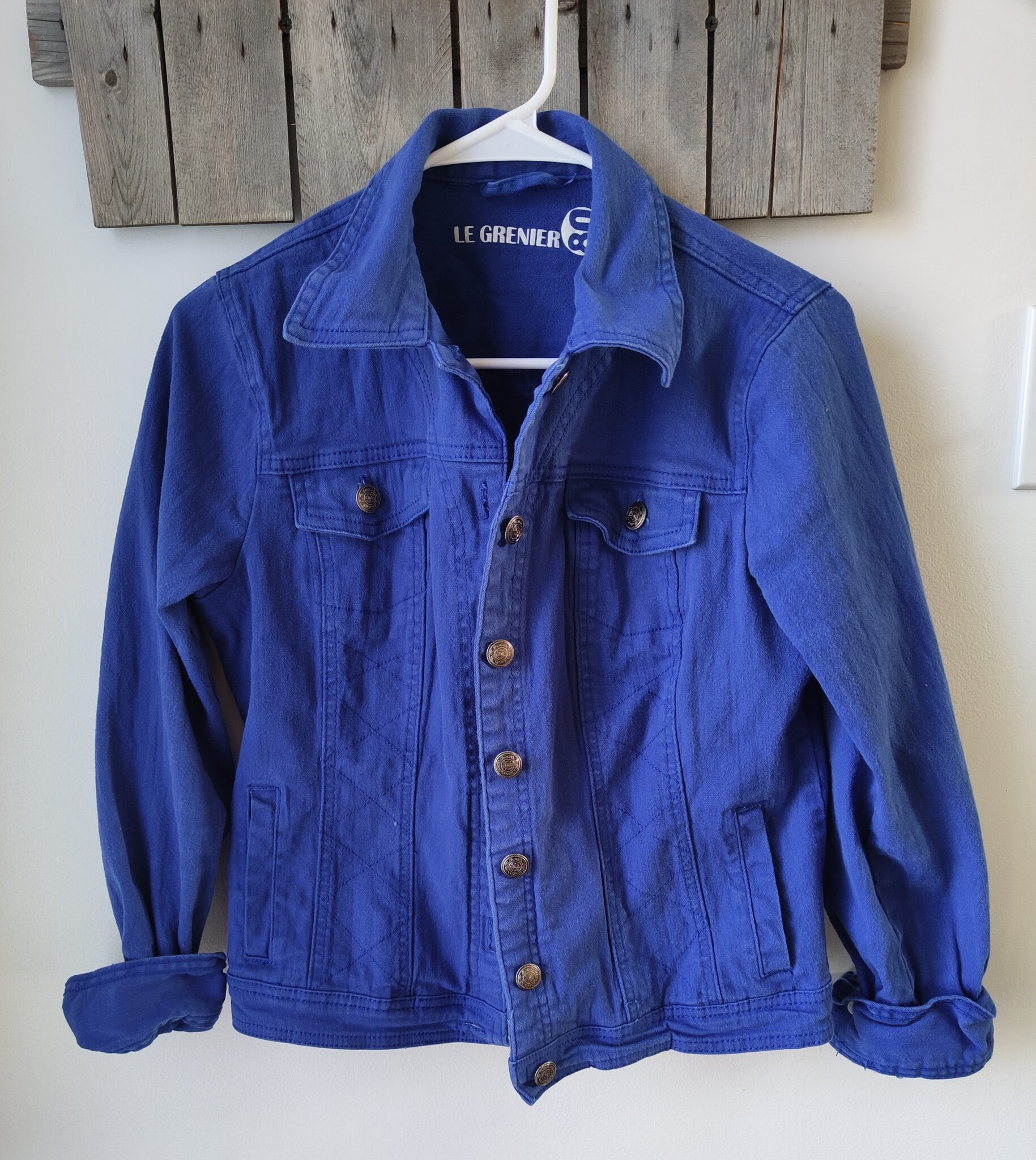 Featured image for Veste