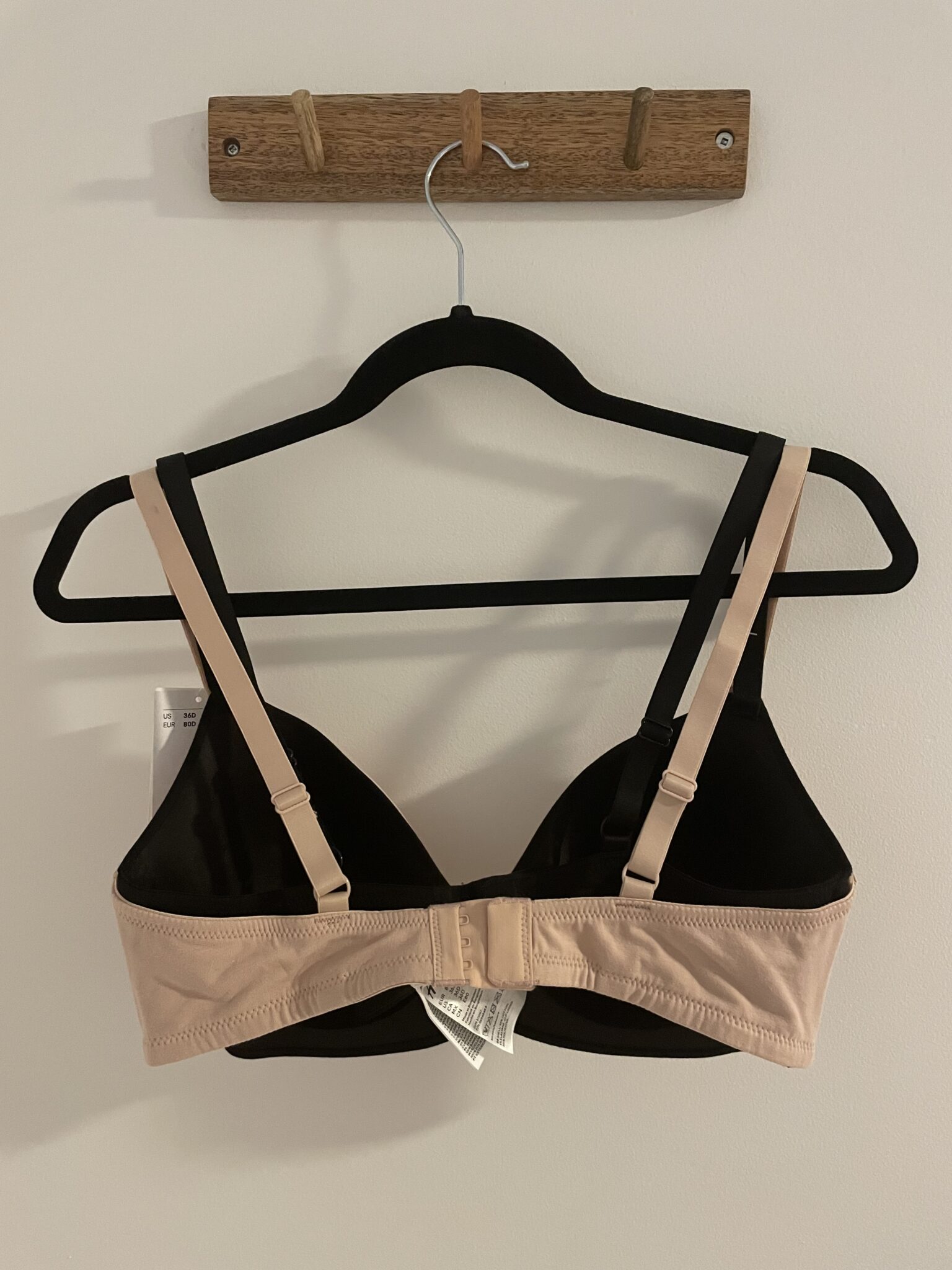 Image for 2 bras