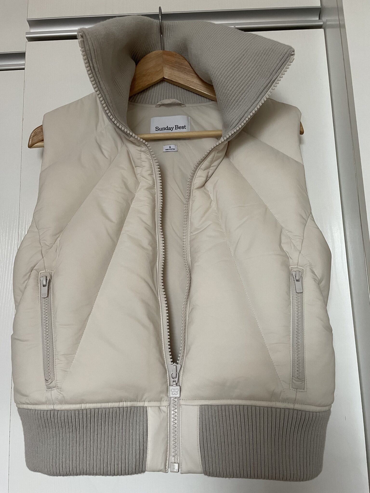 Image for Sleeveless jacket