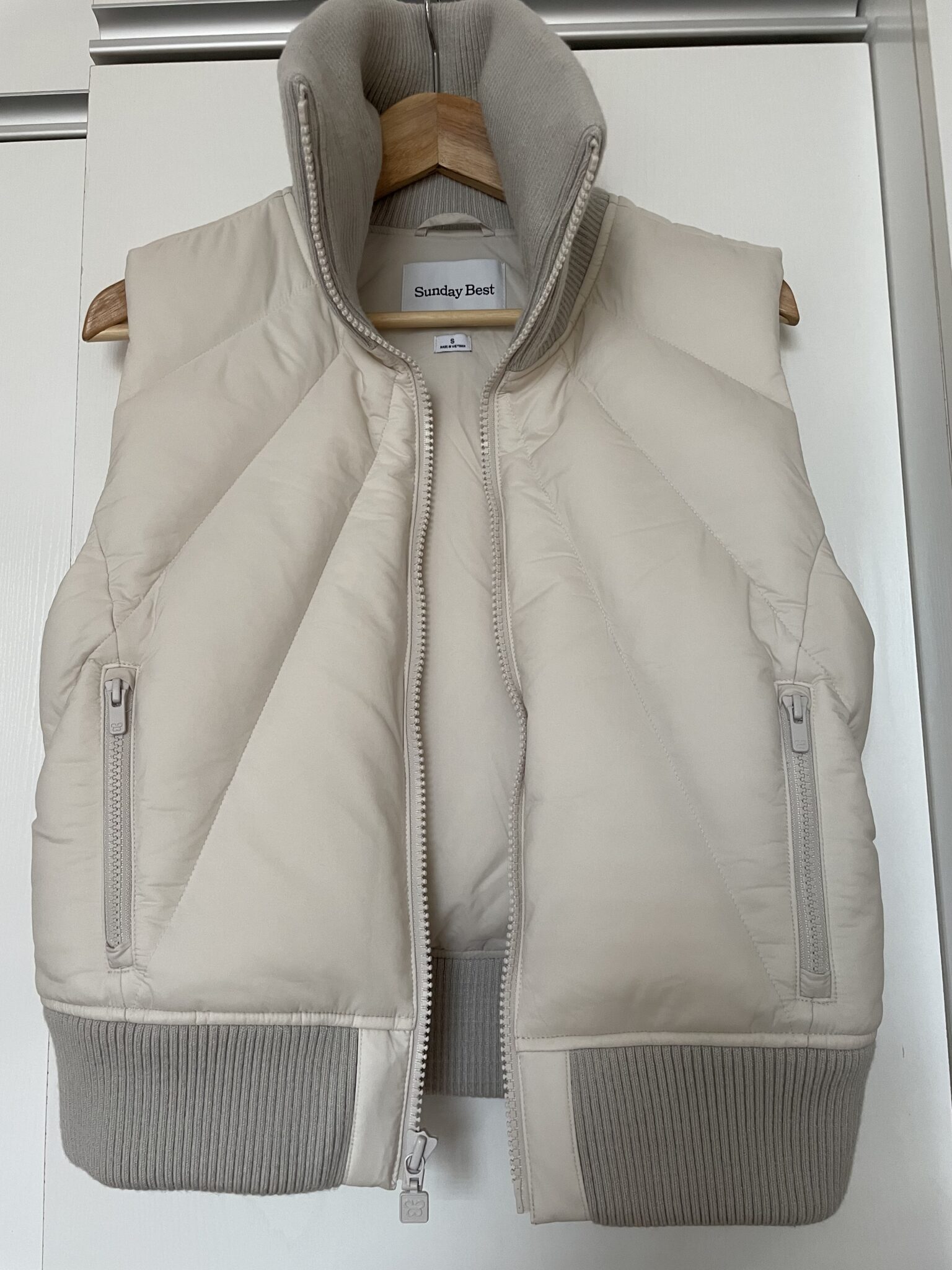 Image for Sleeveless jacket