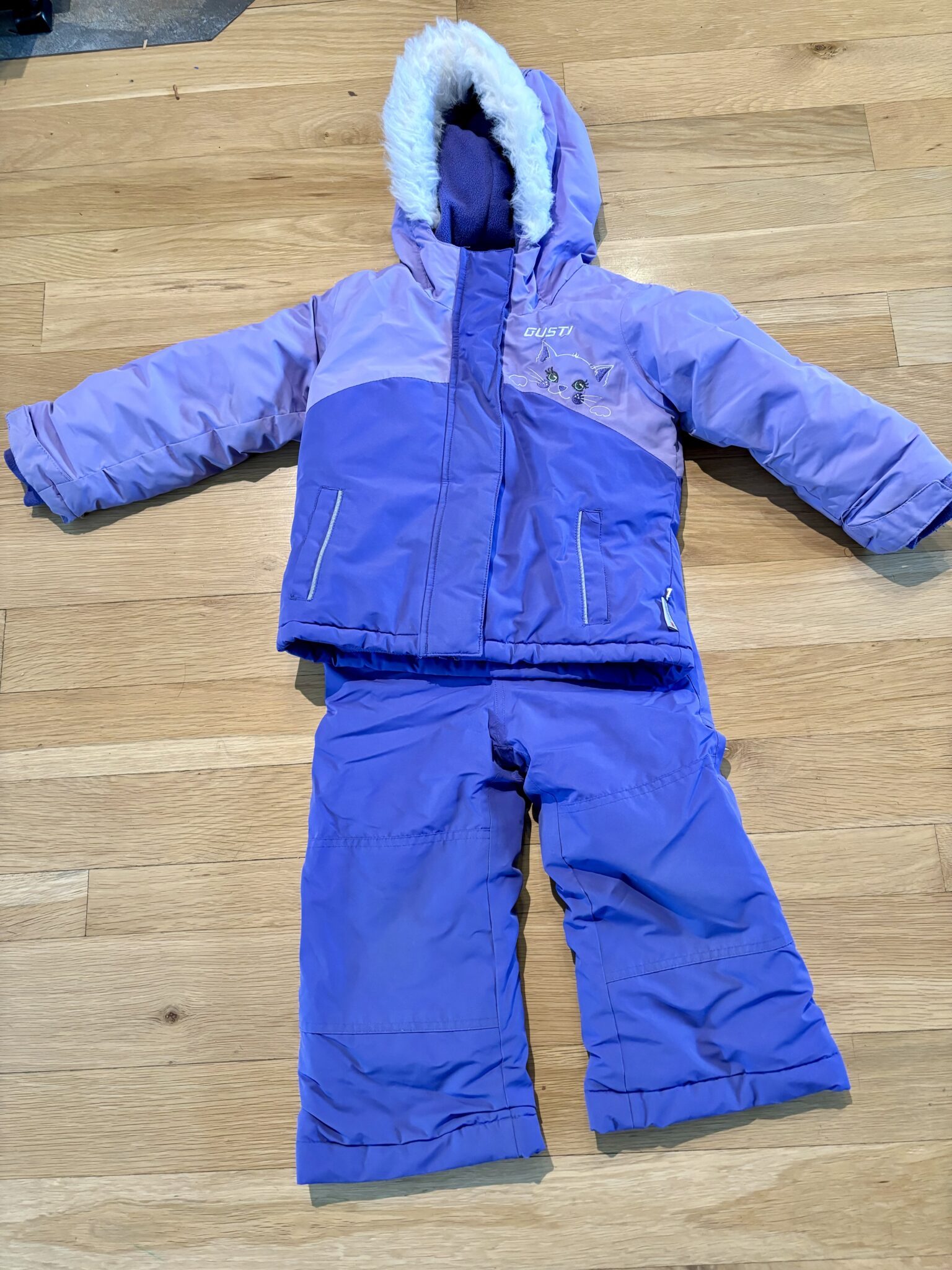 Featured image for Habit de neige Gusti 3 ans