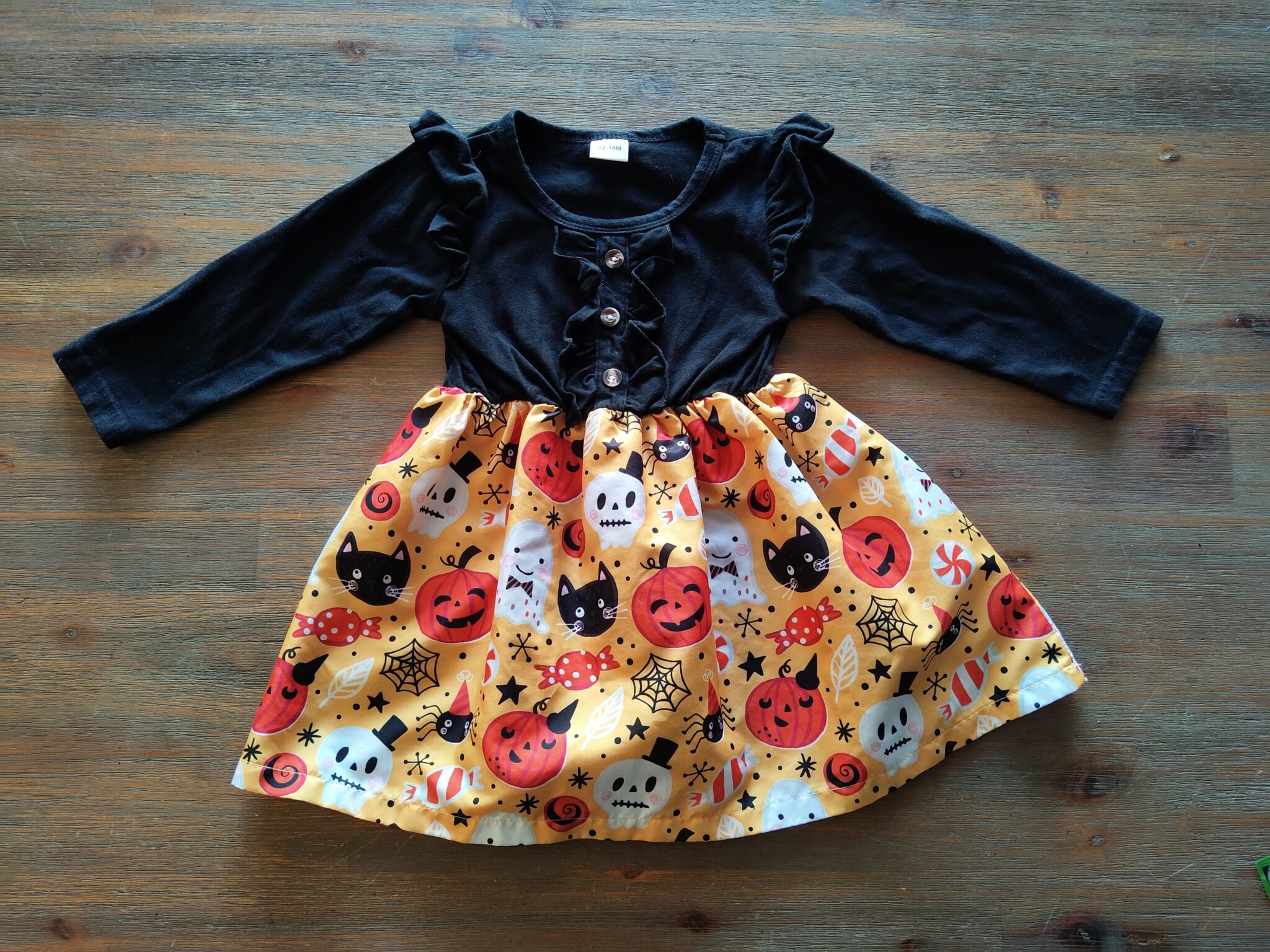 Featured image for Robe Halloween 12-18 mois