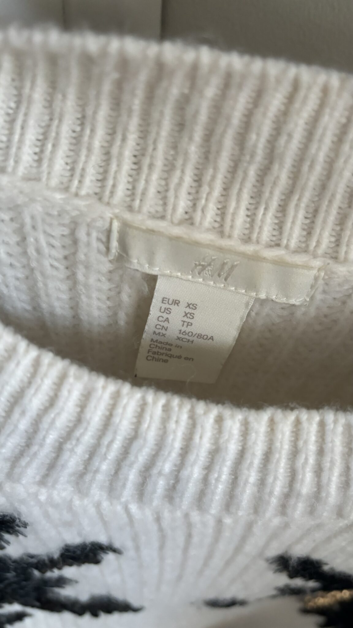 Image for Pull avec ornements