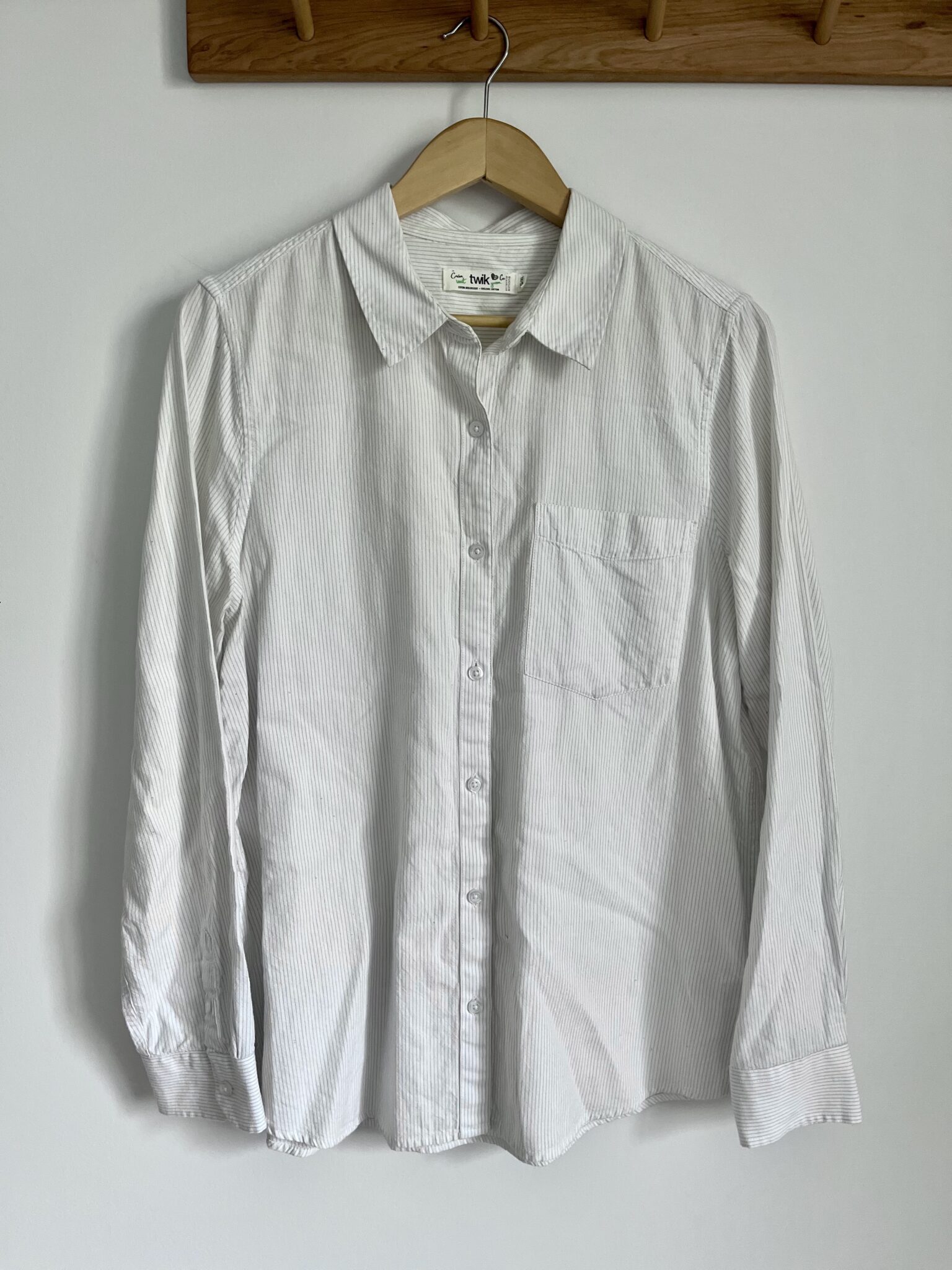 Image for 100% organic cotton shirt with fine grey stripes TWIK (XL)