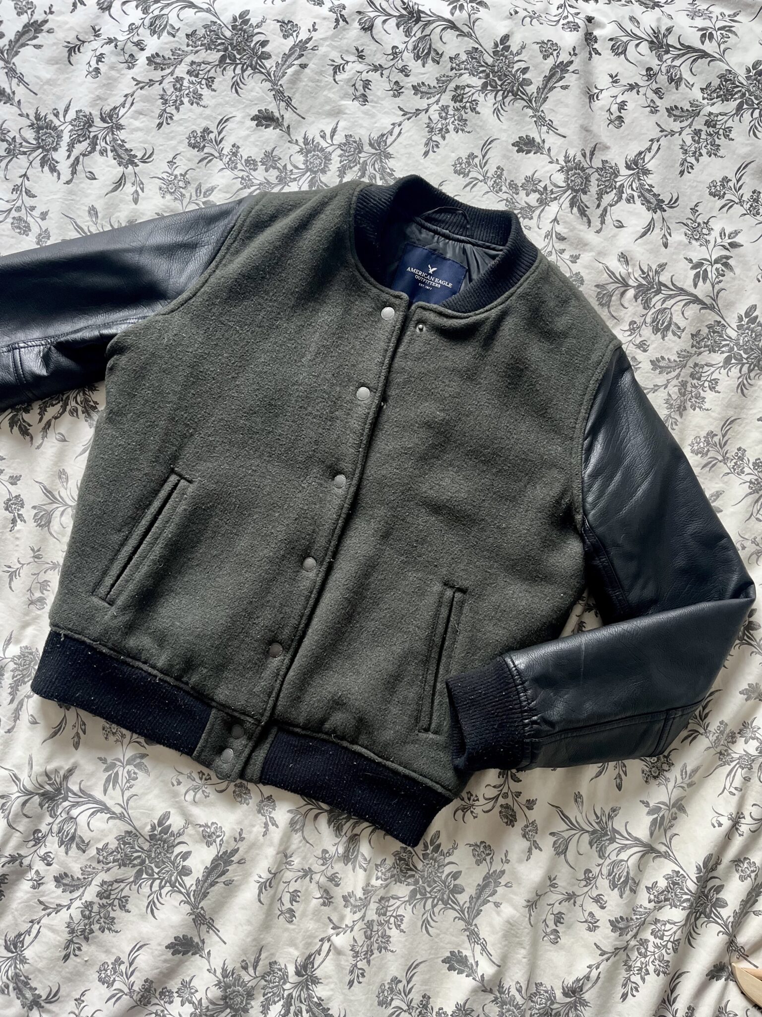 Featured image for AMERICAN EAGLE two-ply bomber (M)