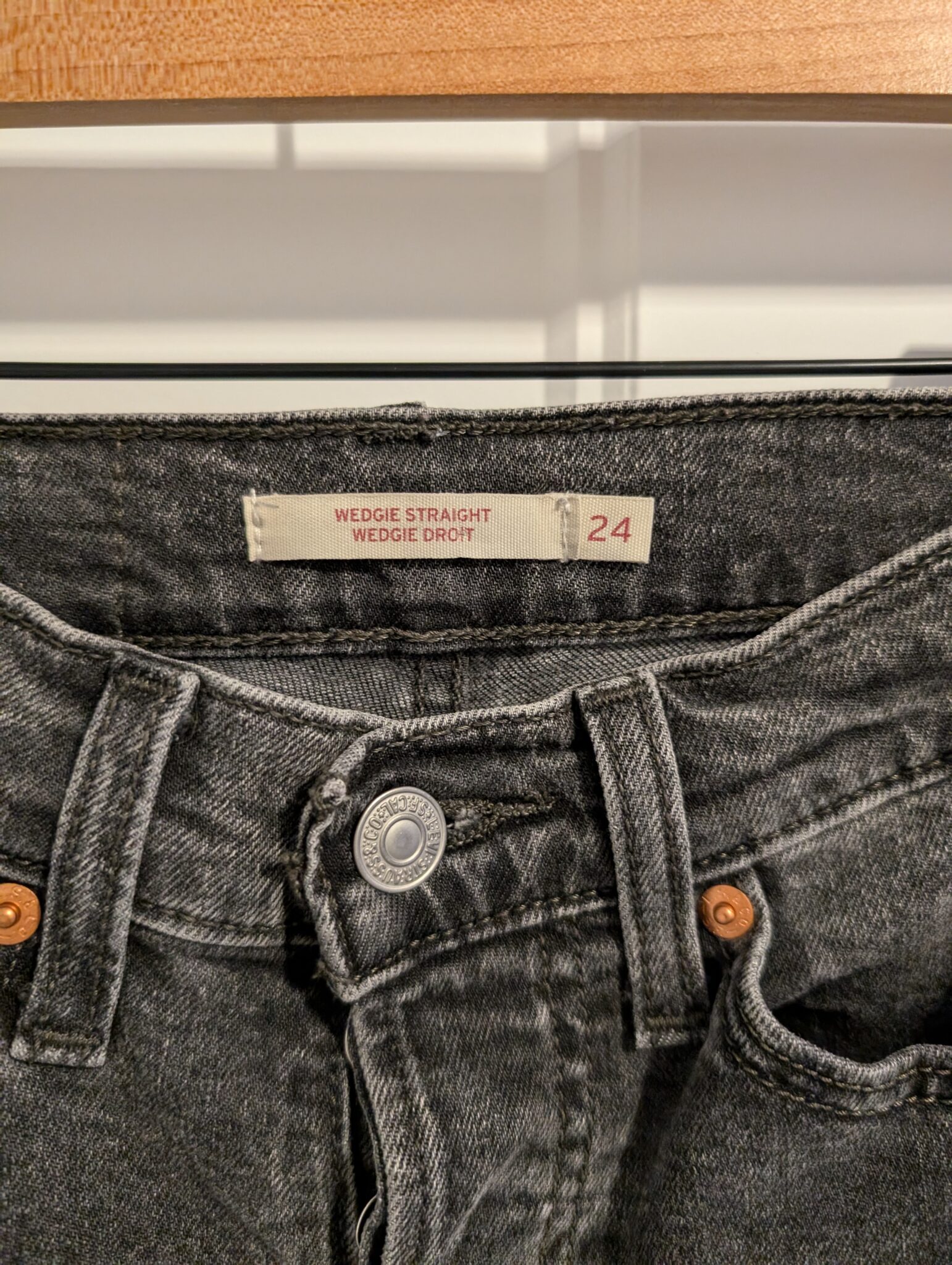 Image for Levi's/Jeans Wedgie Straight Sz 24