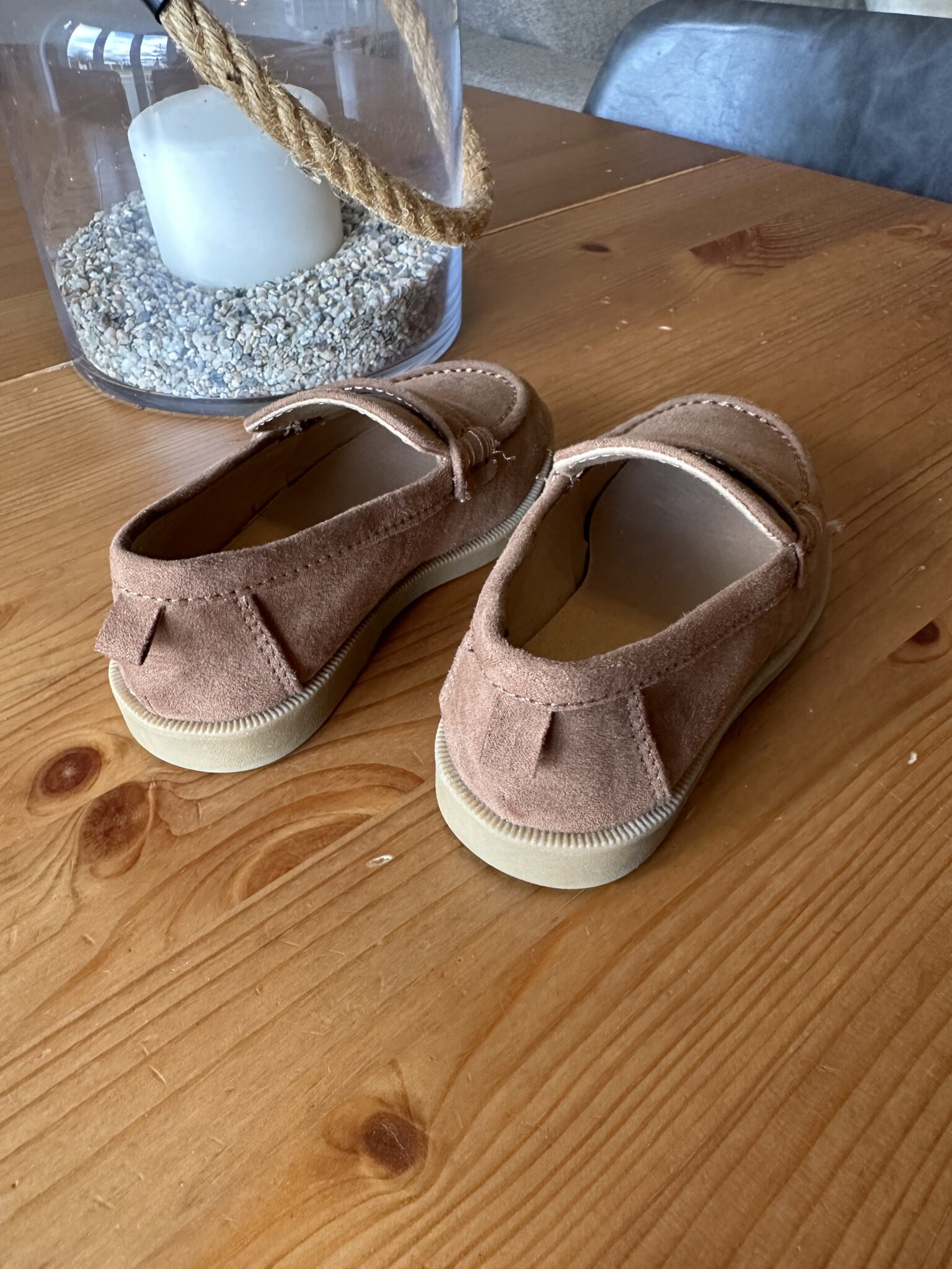 Image for Souliers brun propres