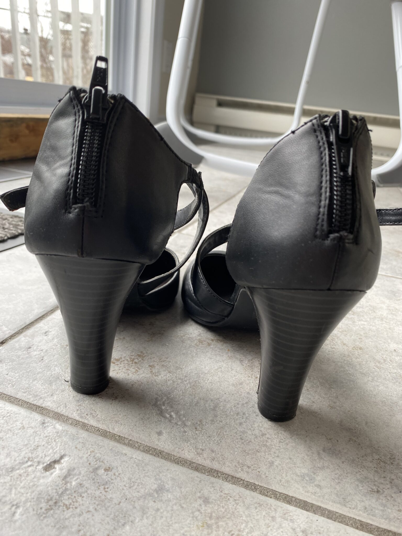 Image for Souliers talons hauts type sandales