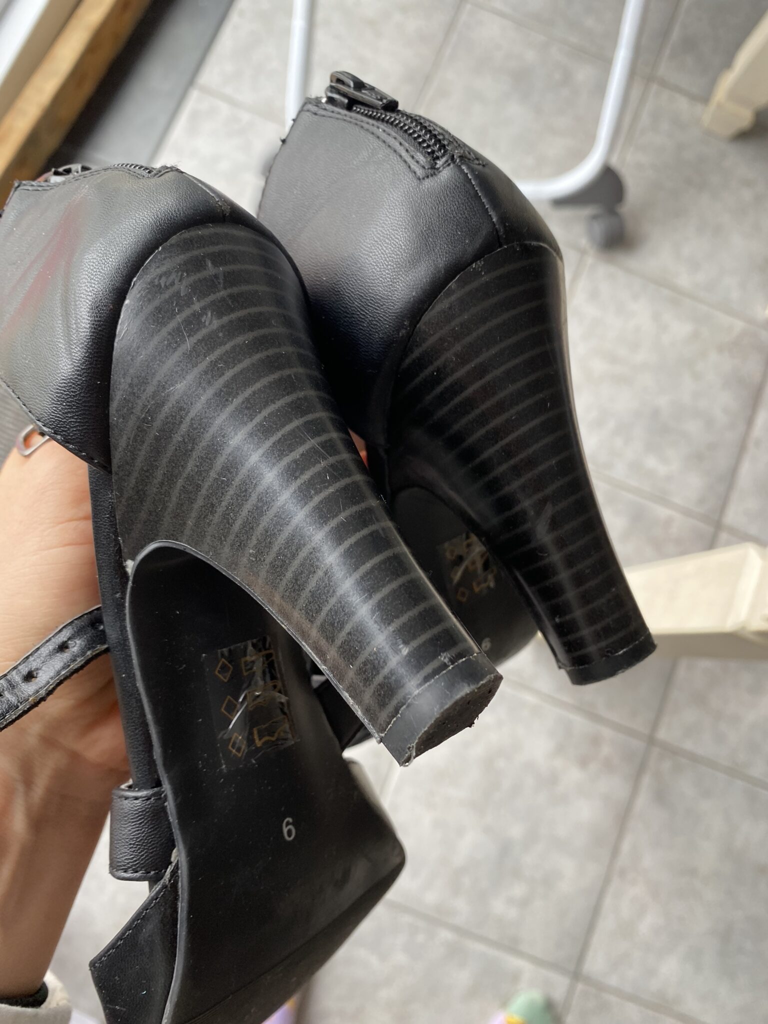 Image for Souliers talons hauts type sandales