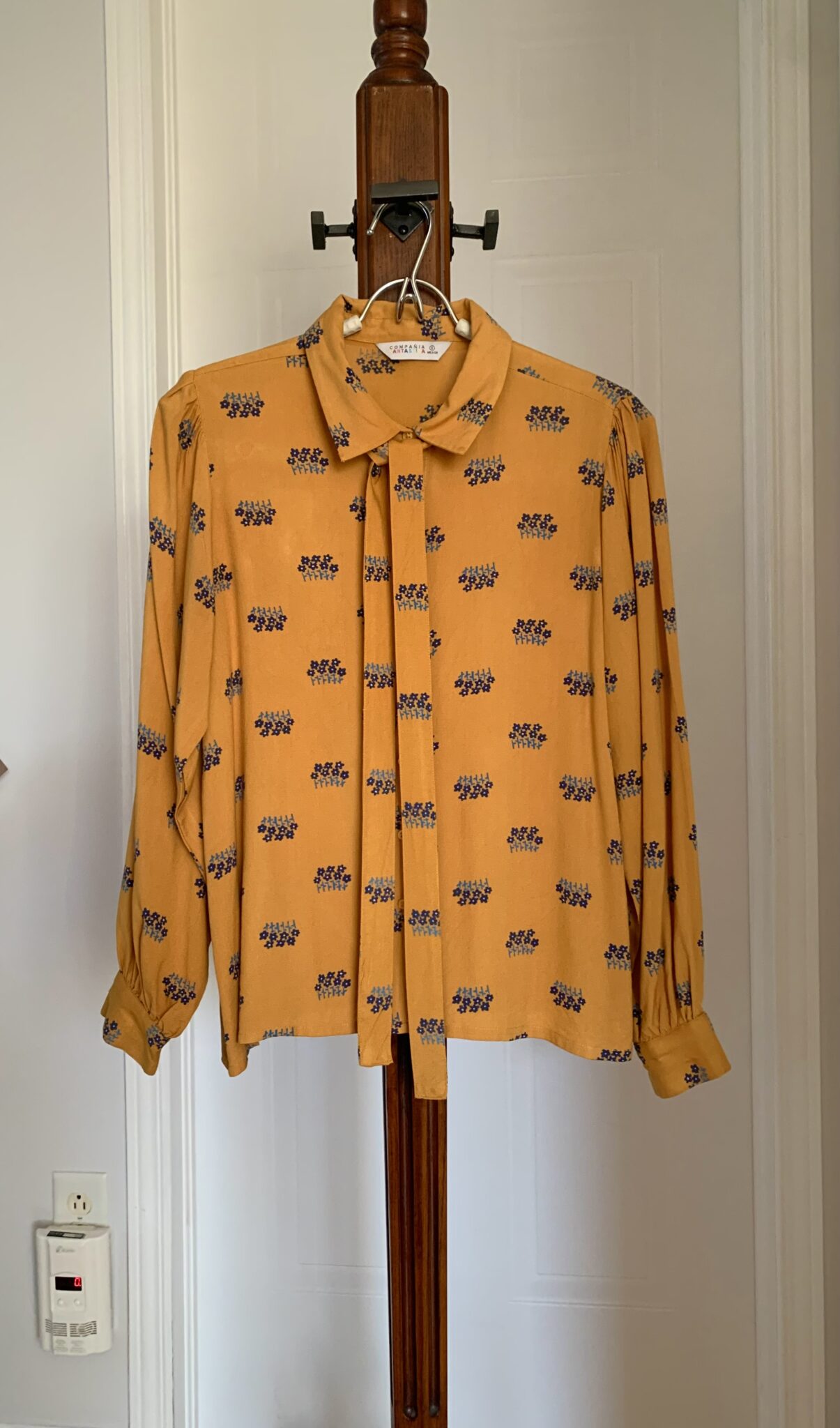 Image for Blouse à noeud/cravate Compania Fantastica
