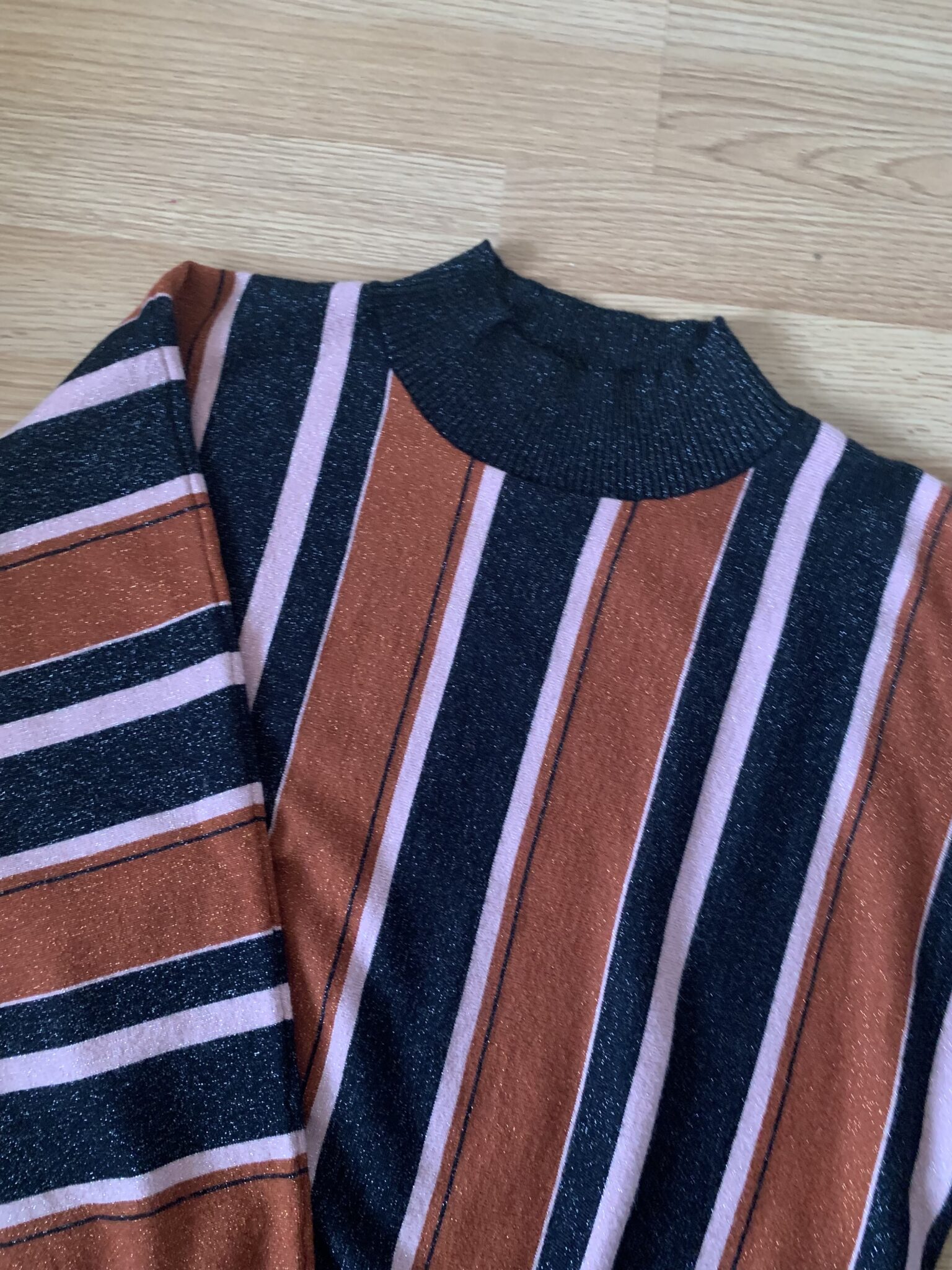 Featured image for Chandail à rayures MinkPink