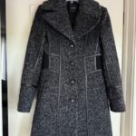 Featured thumbnail for Elegant mid-length fitted coat in wool