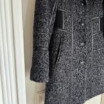 Thumbnail for Elegant mid-length fitted coat in wool