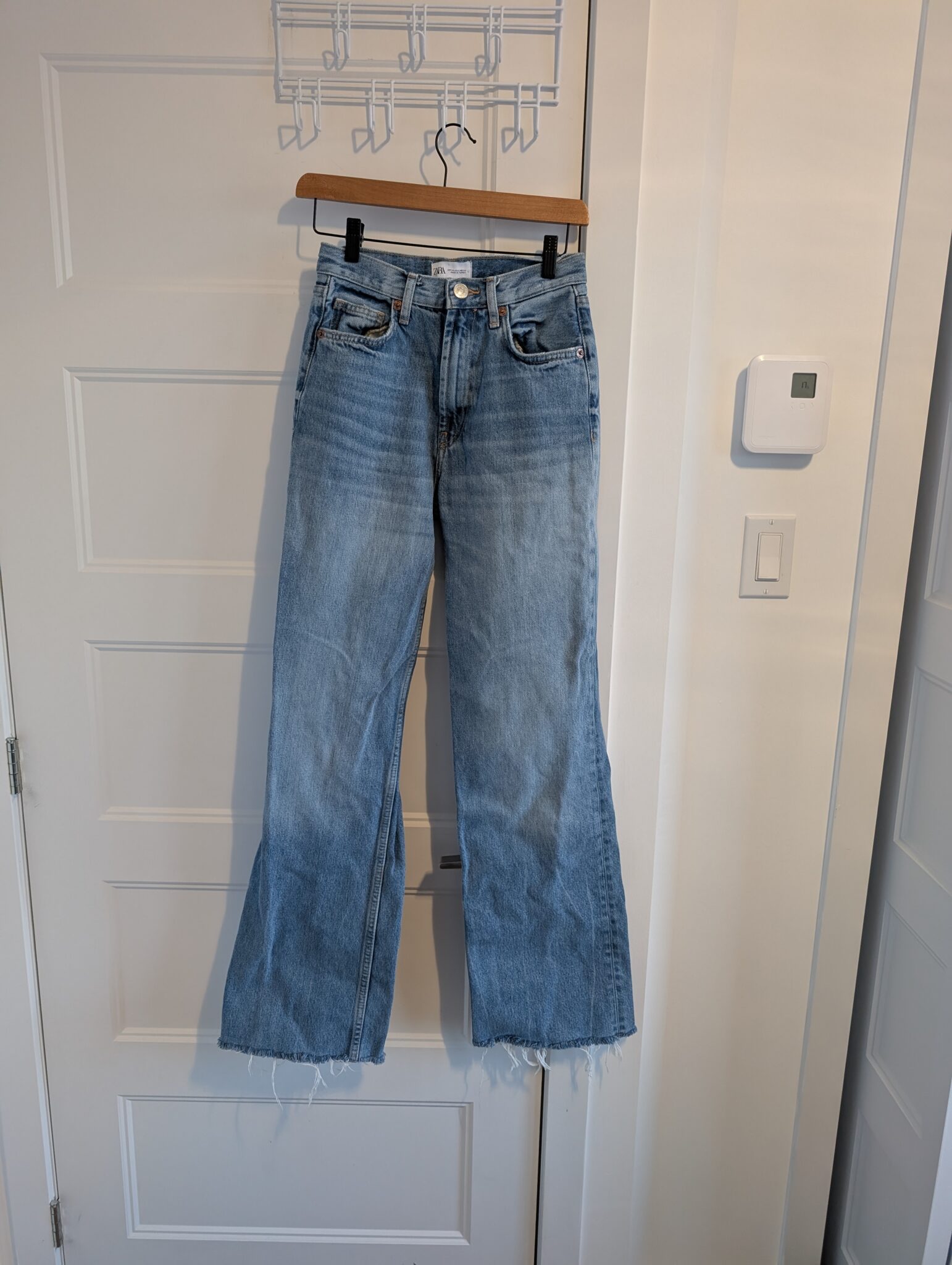 Image for Zara/Jeans Baggy Sz 2