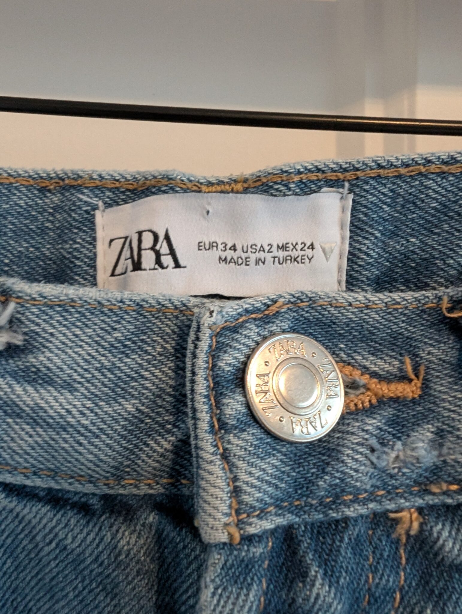 Image for Zara/Jeans Baggy Sz 2