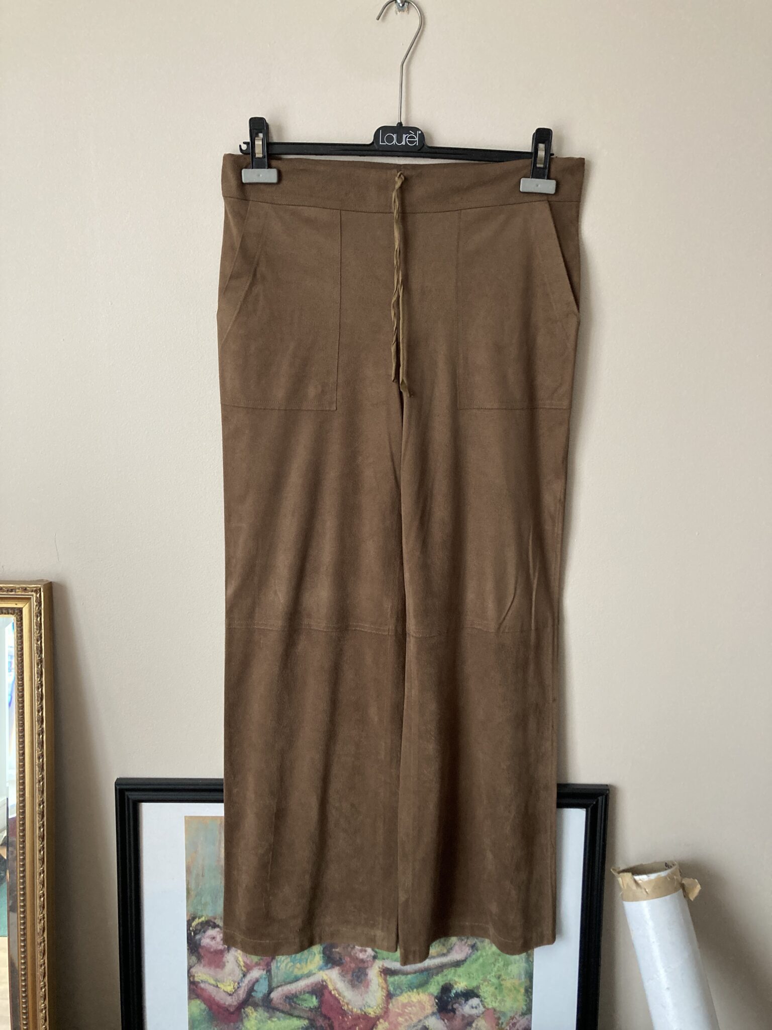 Featured image for Pantalon XS MaxStudio