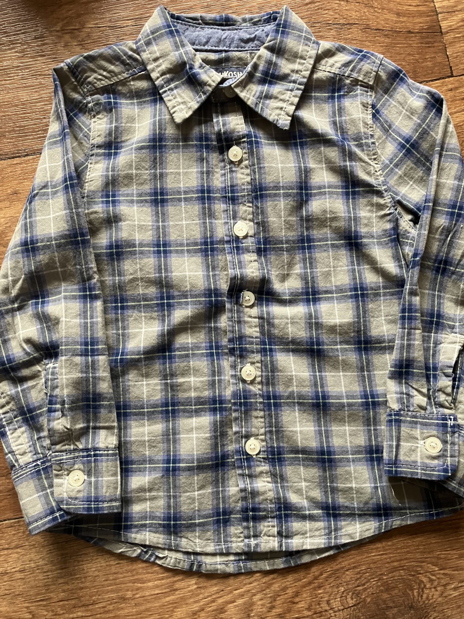 Featured image for Chemise OshKosh 3T (2)