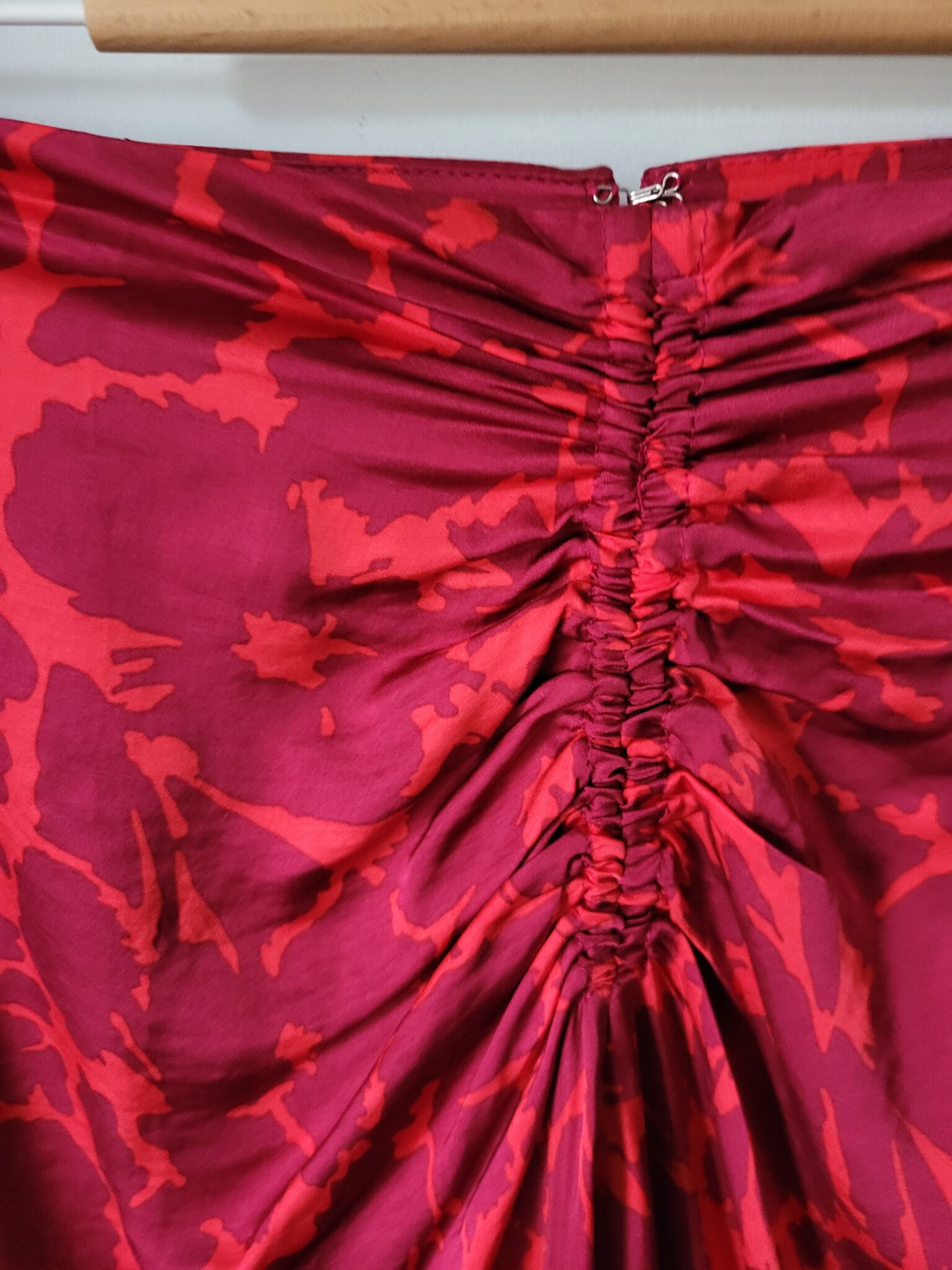 Image for GAP satin viscose skirt - new